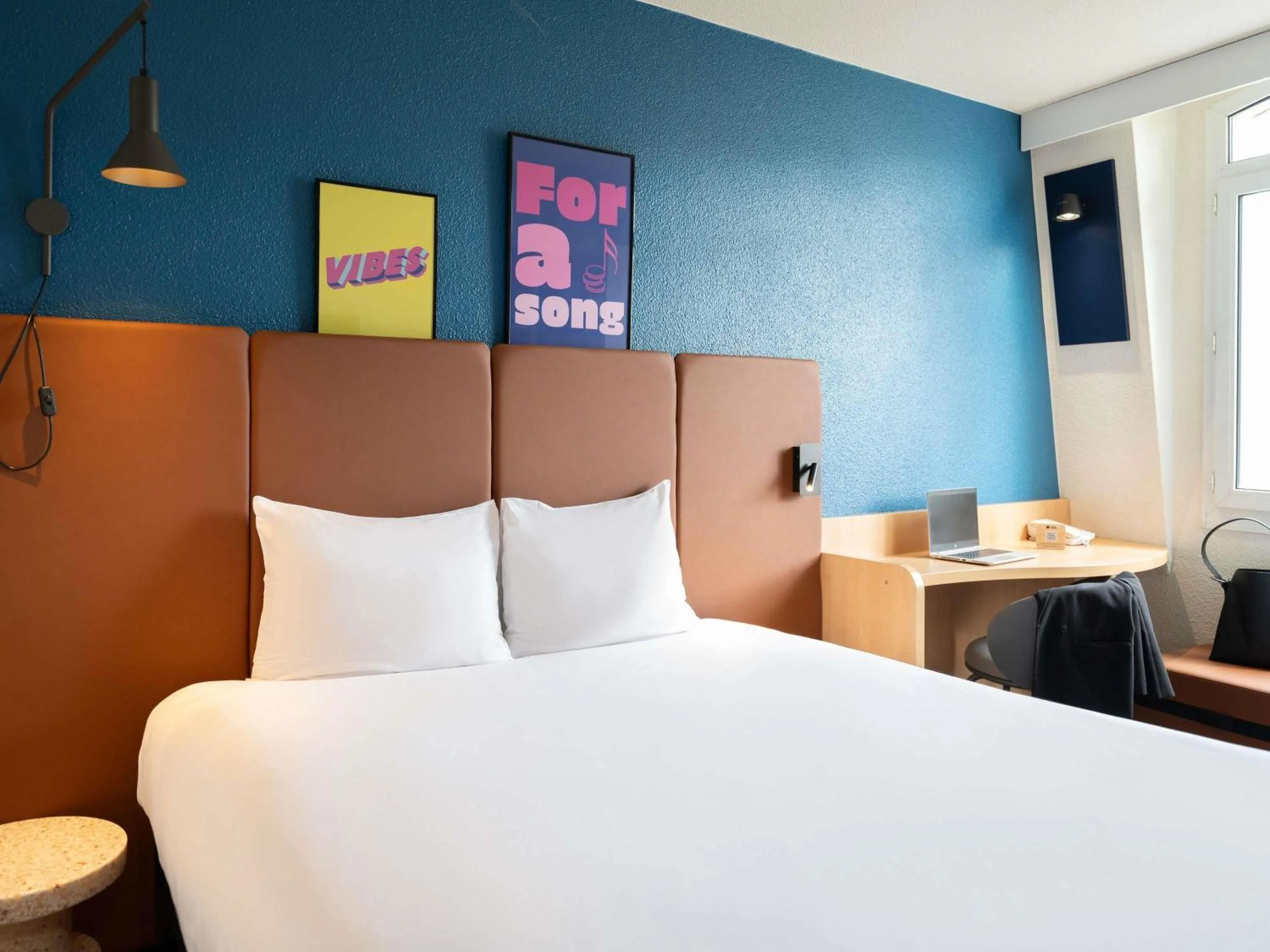 Bedroom, Bed in ibis Paris Gare de Lyon Ledru Rollin