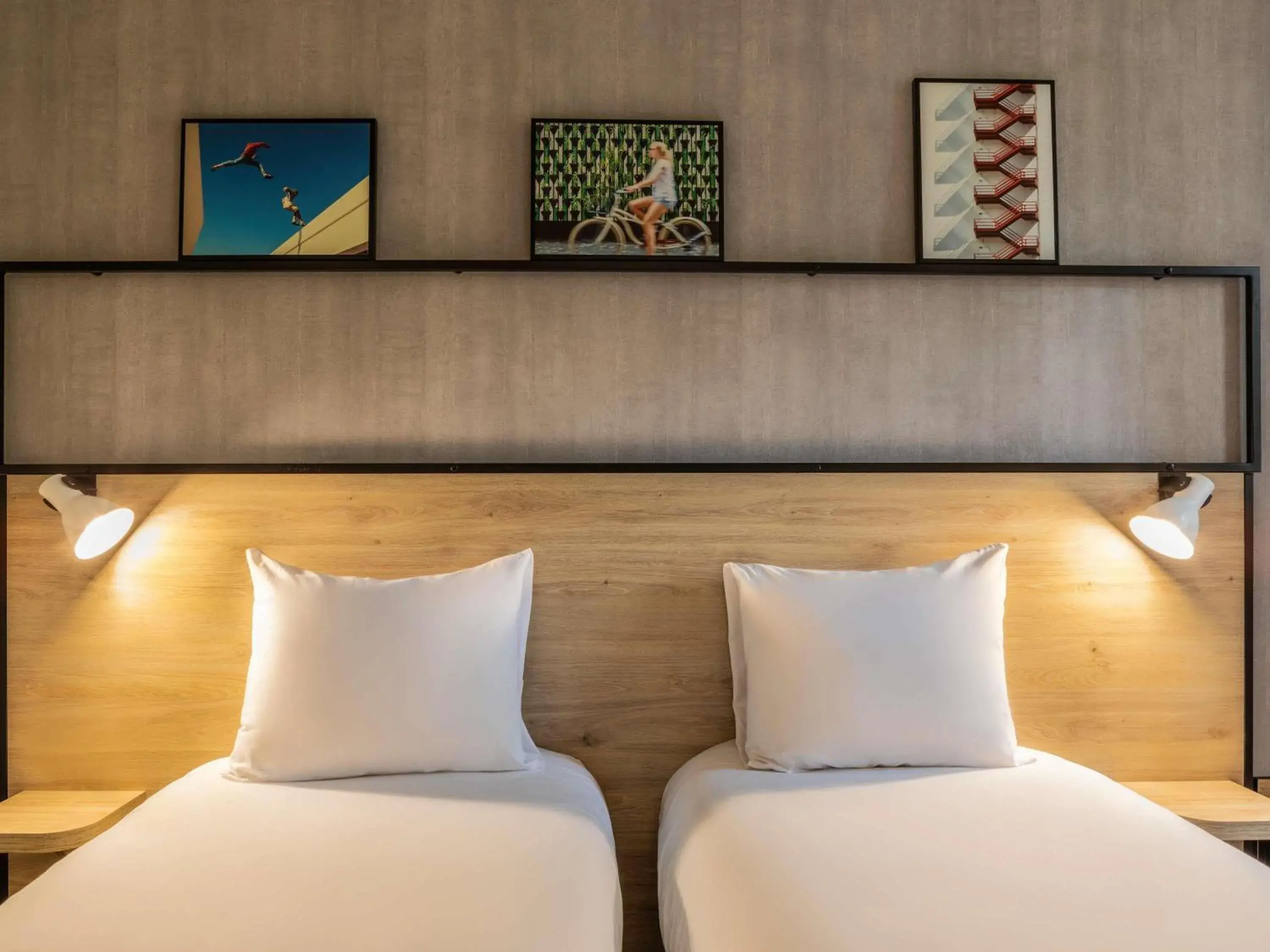 Bedroom, Bed in ibis Paris Gennevilliers Bedroom, Bed in ibis Paris Gennevilliers