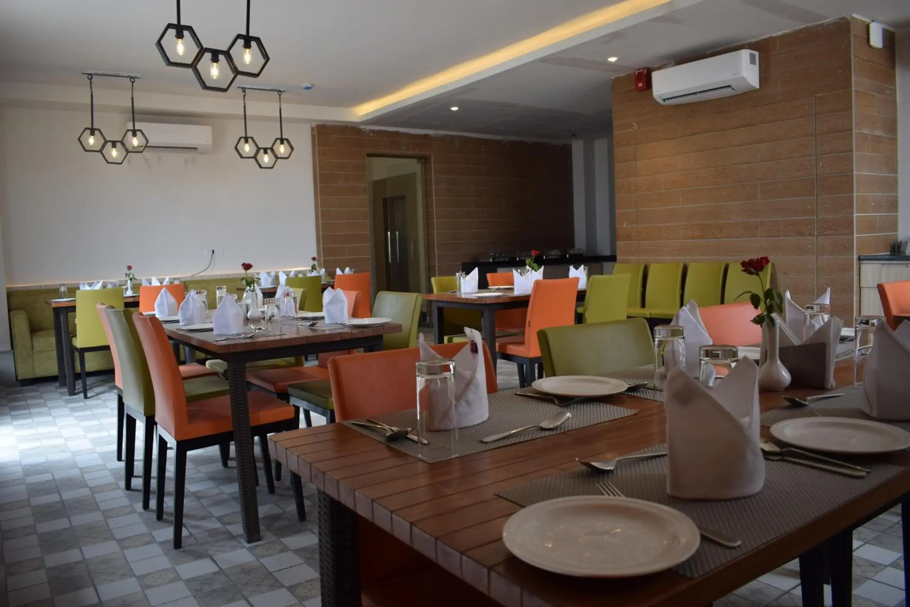 Restaurant/places to eat in Hotel Deep Clarks Inn Lucknow Restaurant/places to eat in Hotel Deep Clarks Inn Lucknow