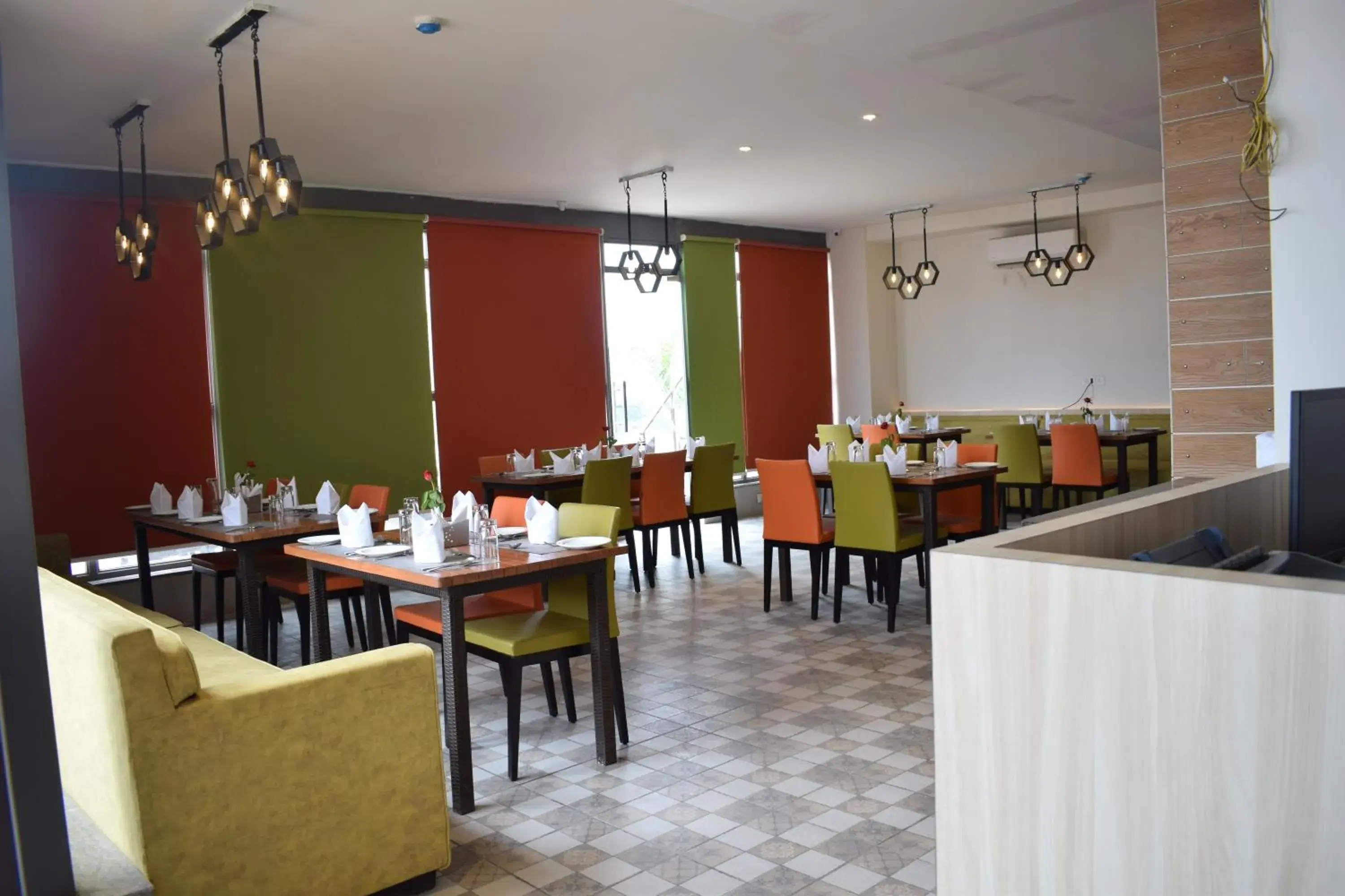 Restaurant/places to eat in Hotel Deep Clarks Inn Lucknow Restaurant/places to eat in Hotel Deep Clarks Inn Lucknow