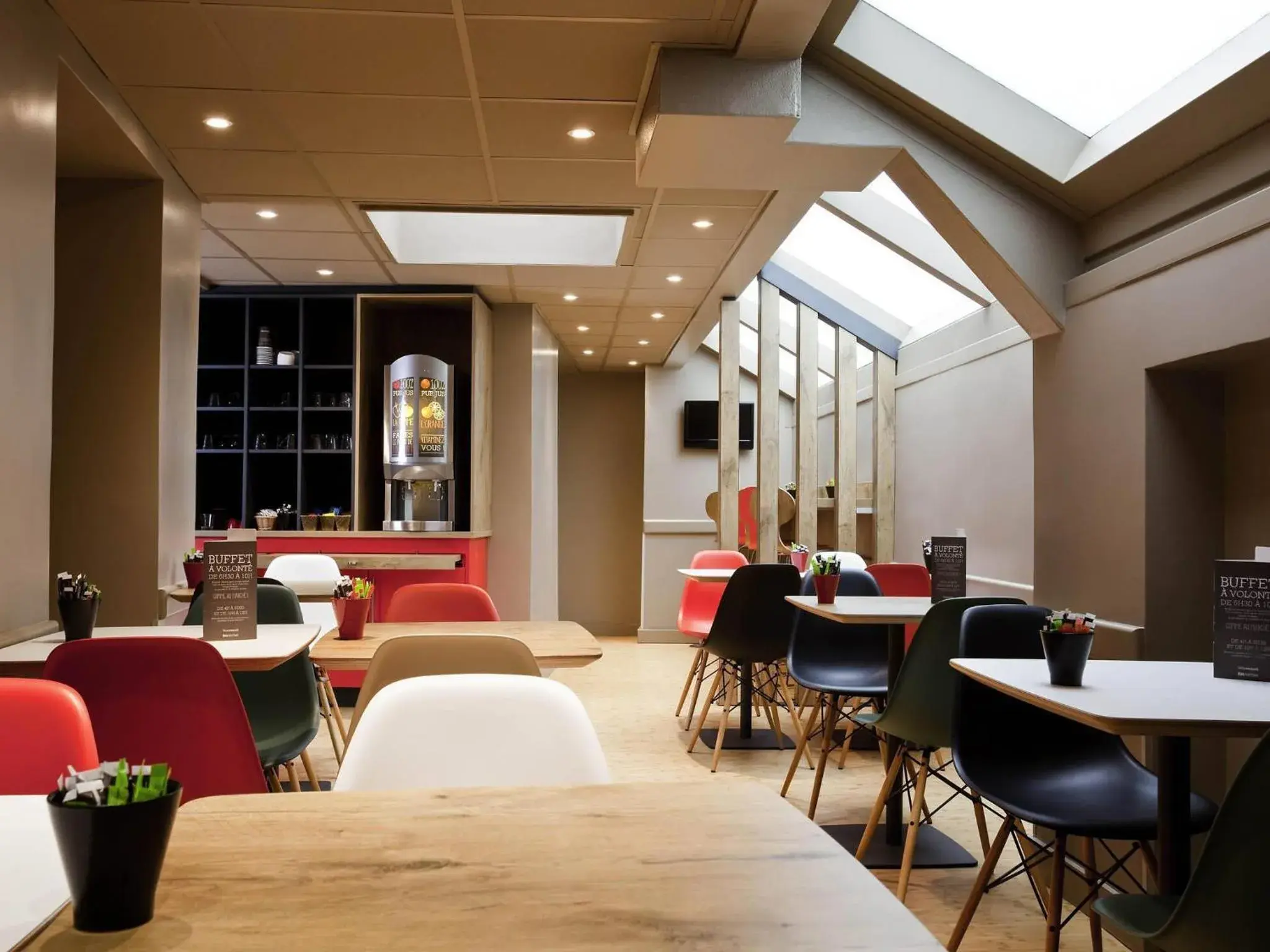 Breakfast in ibis Paris Gare De L'Est TGV Breakfast in ibis Paris Gare De L'Est TGV