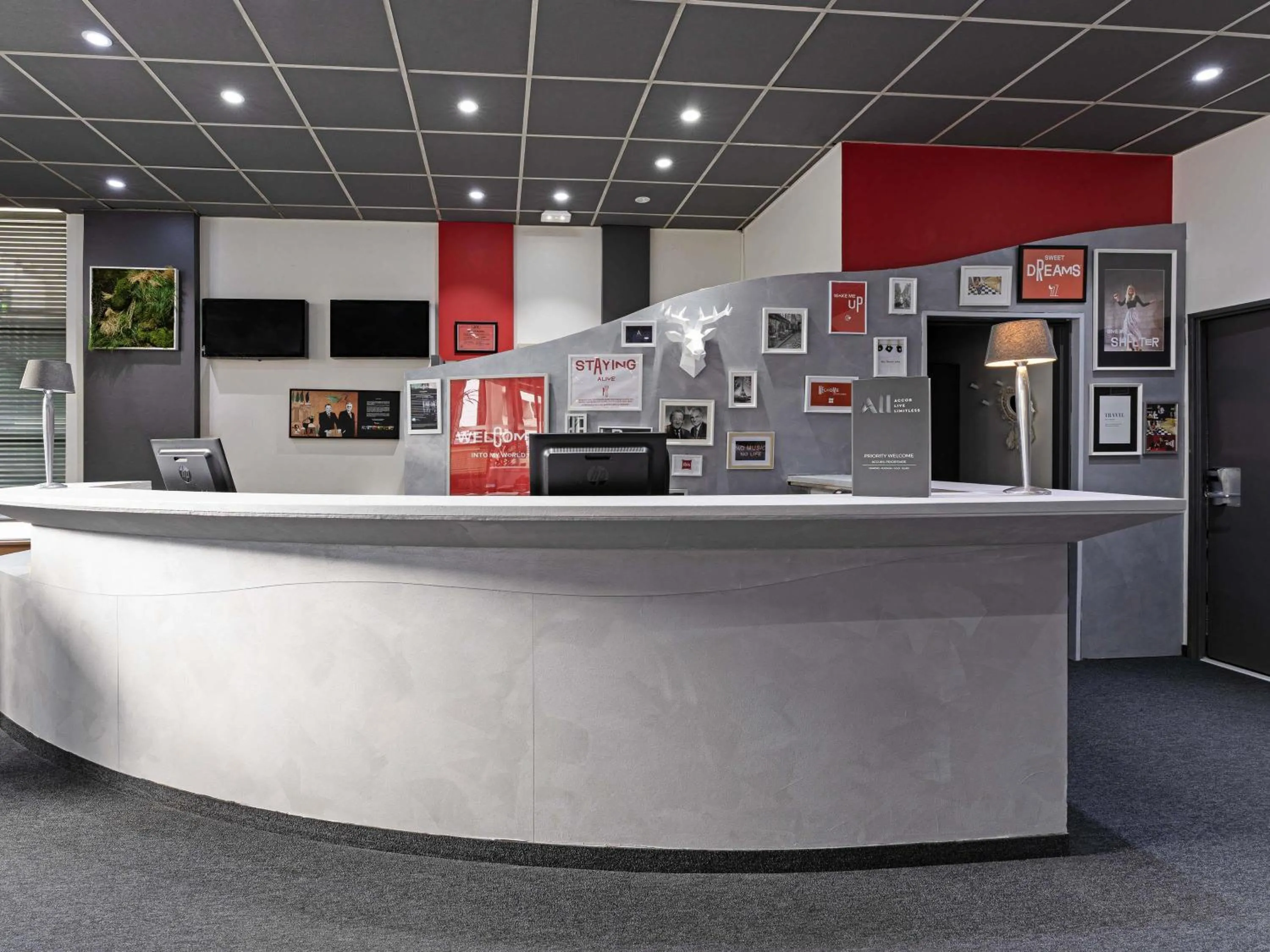 Other in ibis Paris Pantin Eglise