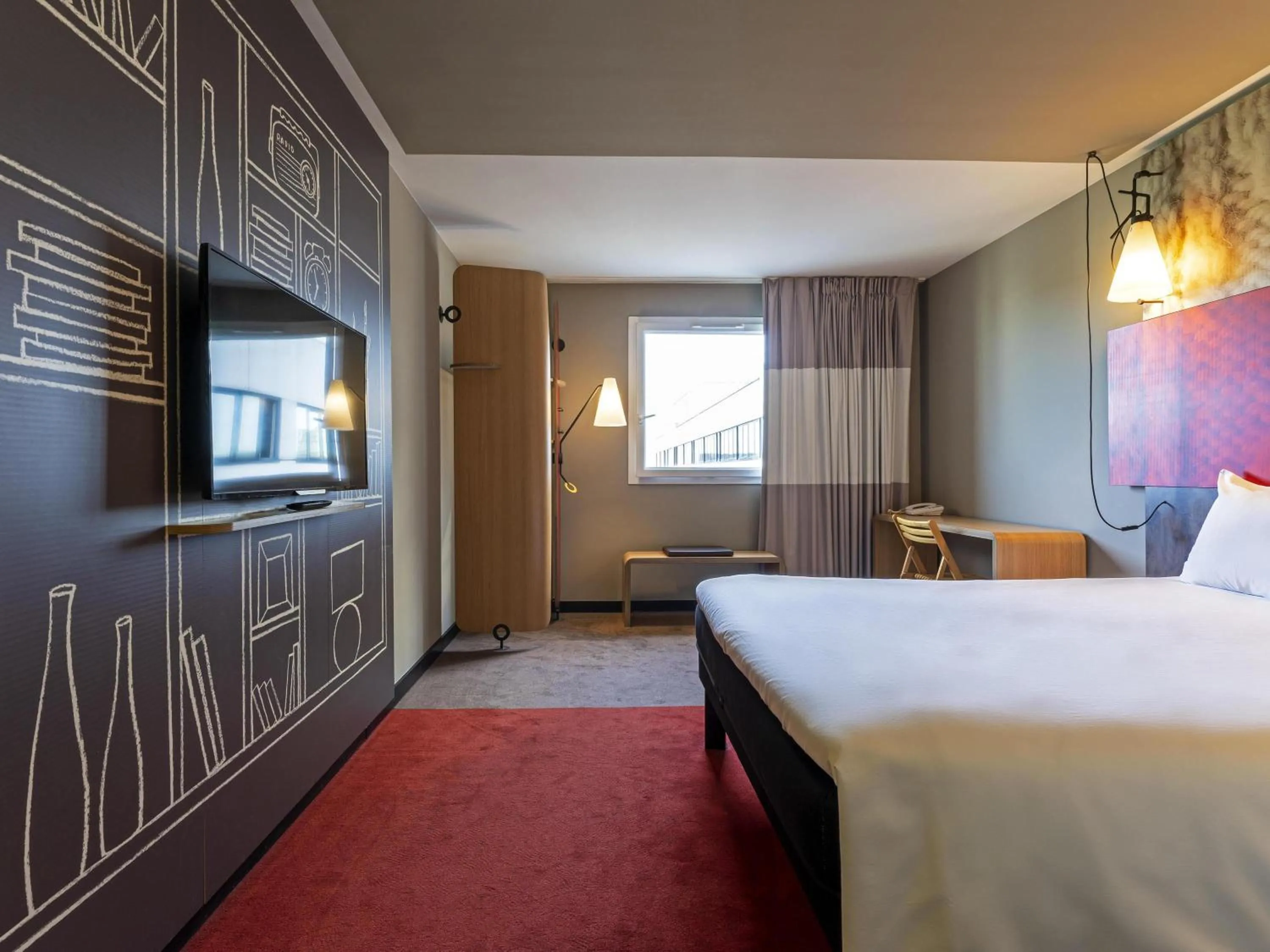 Bedroom, Bed in ibis Paris Pantin Eglise