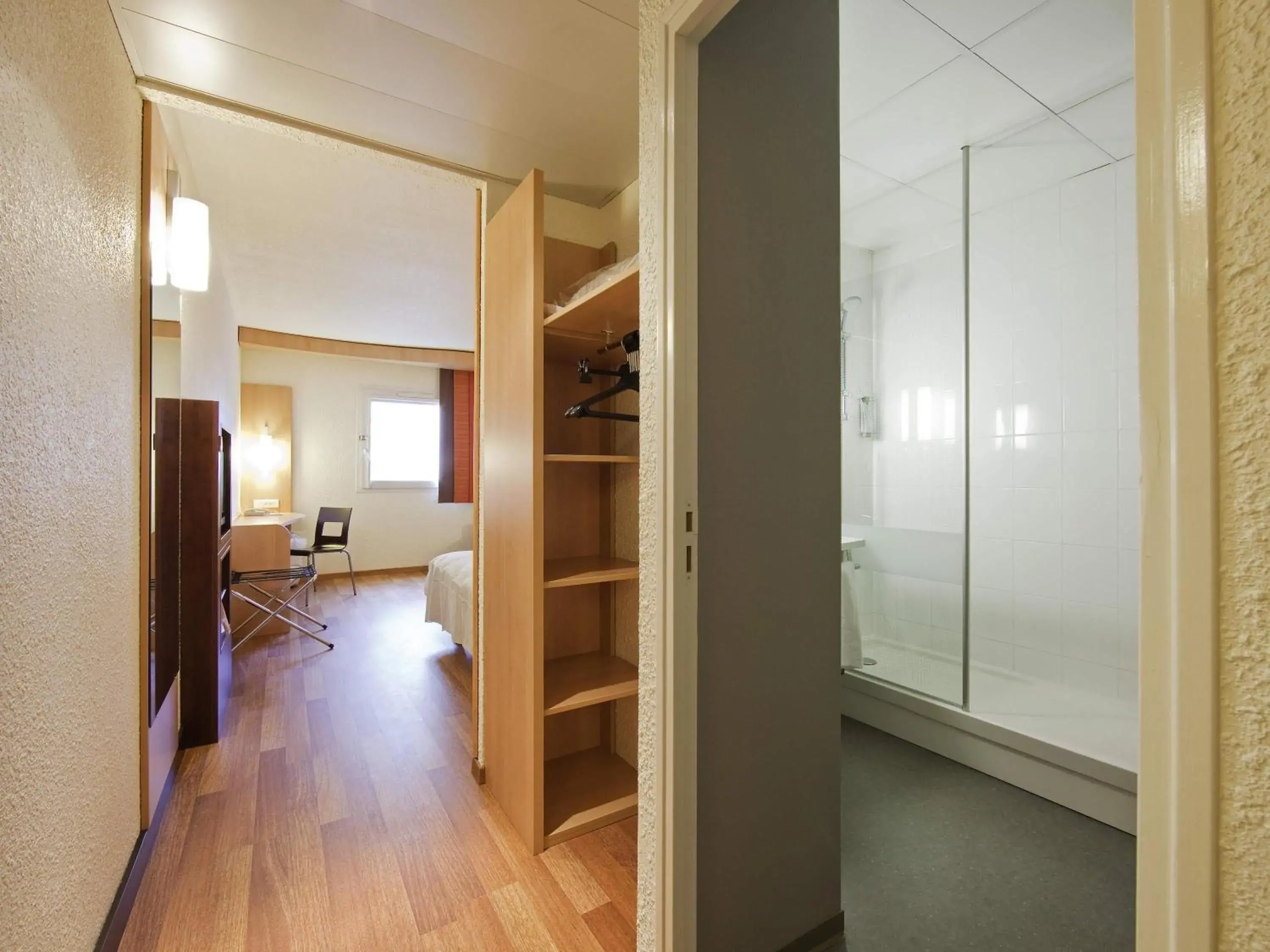 Bedroom in ibis Paris Pantin Eglise Bedroom in ibis Paris Pantin Eglise