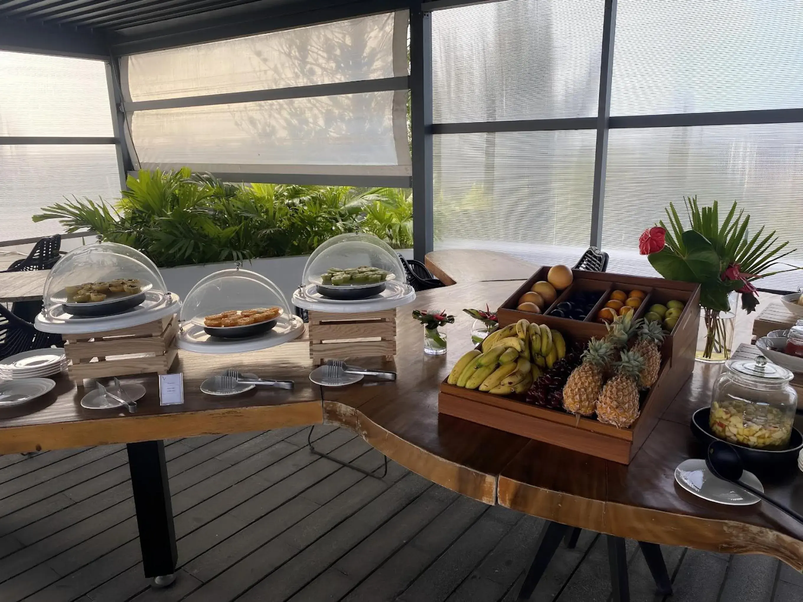 Breakfast in Ocean V Hotel Breakfast in Ocean V Hotel