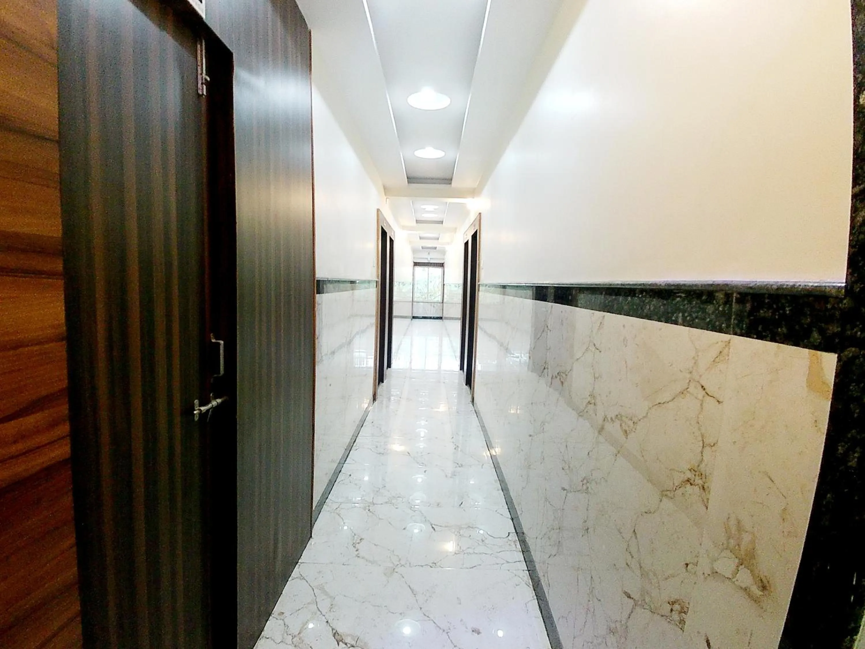 Lobby or reception in Hotel Sai SK Palace