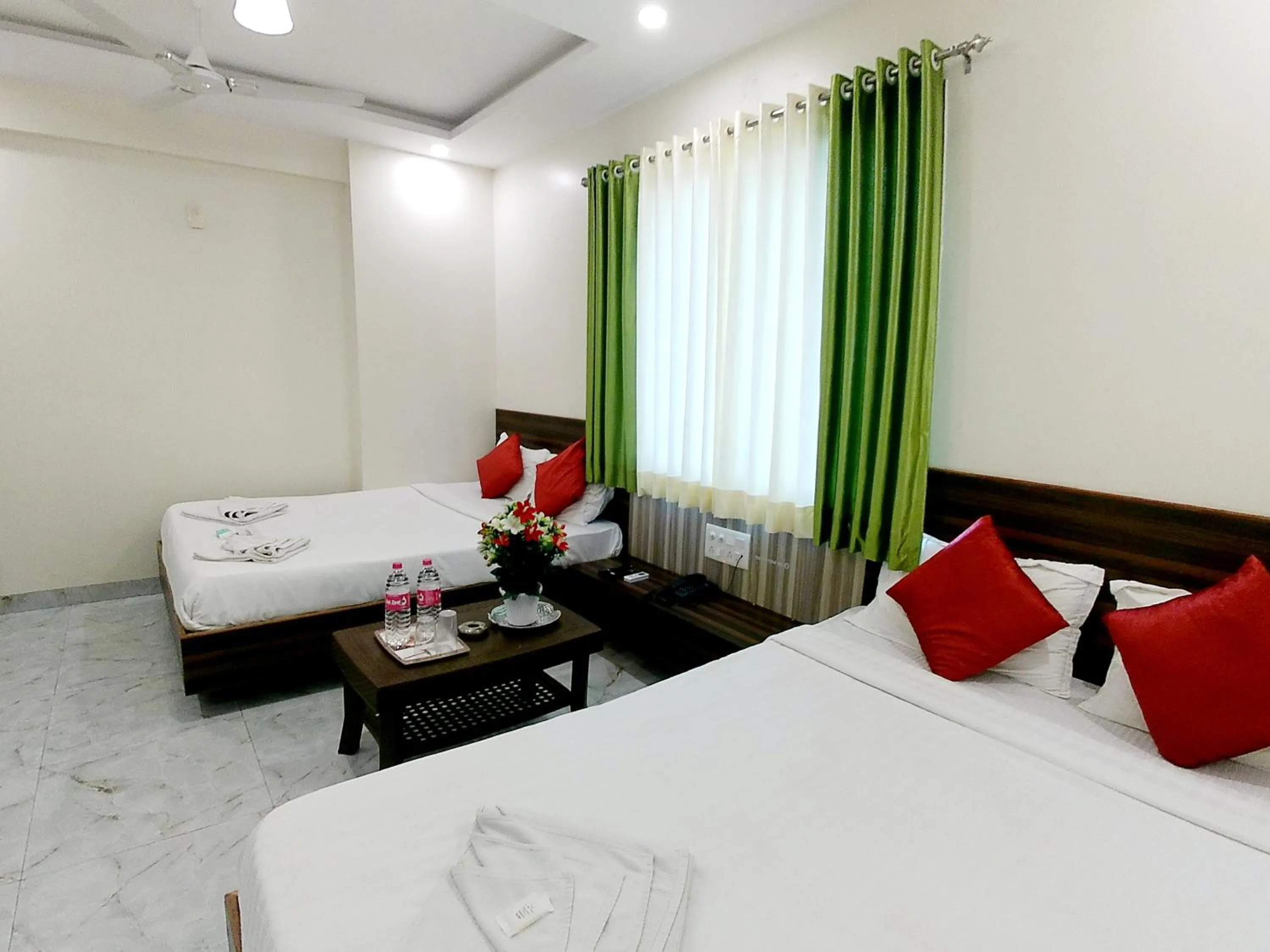 Bed in Hotel Sai SK Palace