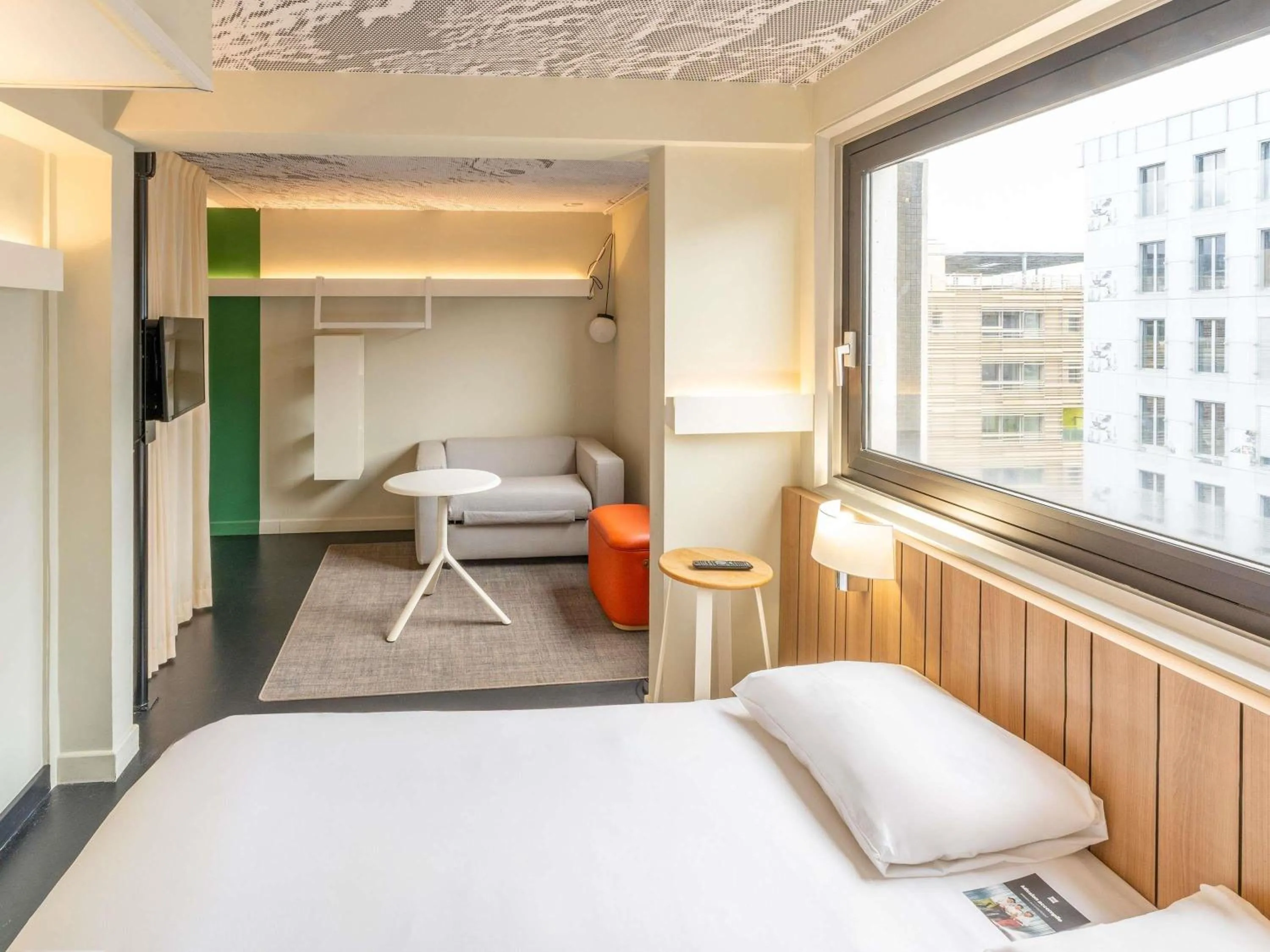 Bedroom, Bed in ibis Paris 17 Clichy-Batignolles