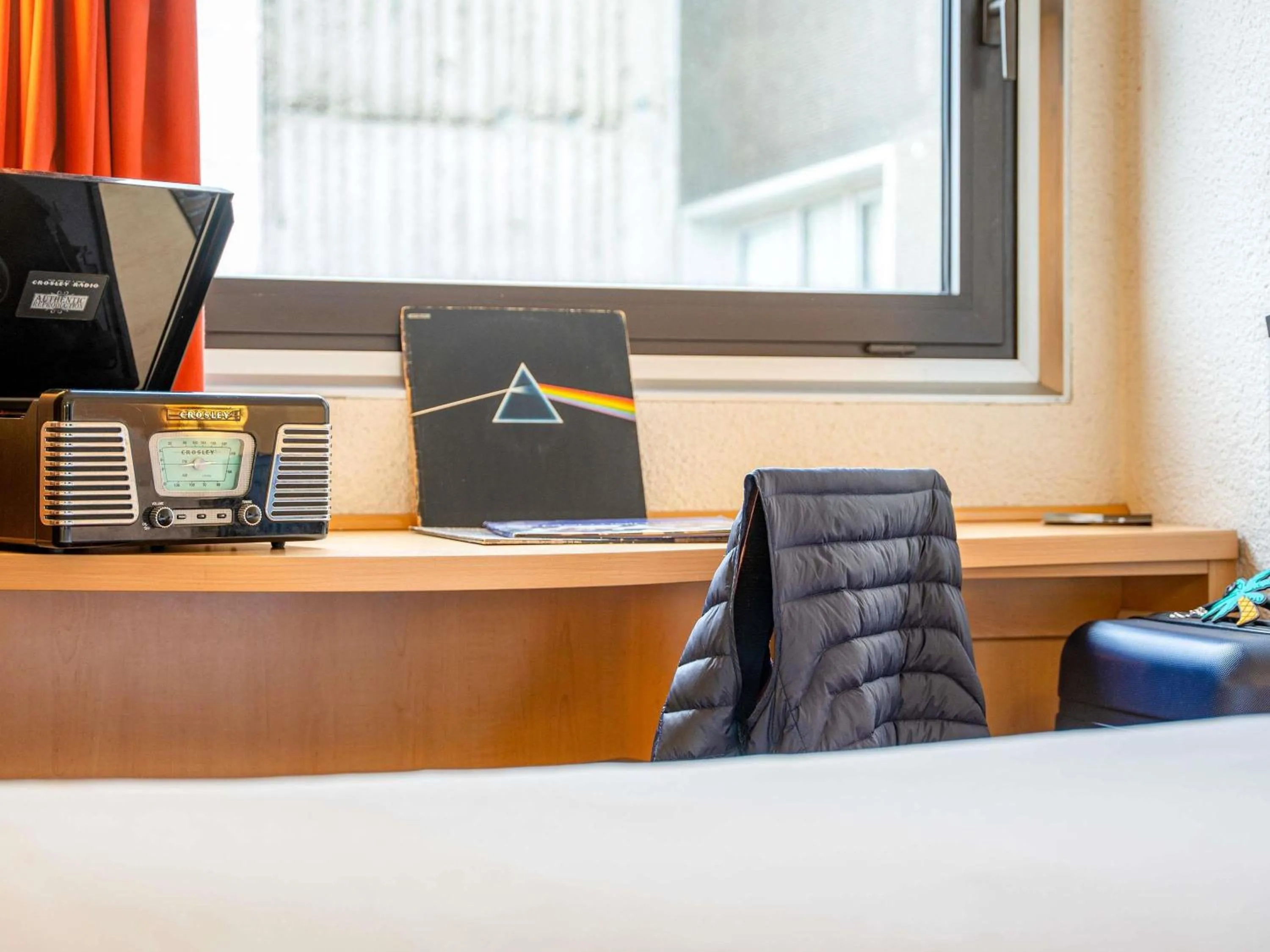 Bedroom, Bed in ibis Paris 17 Clichy-Batignolles