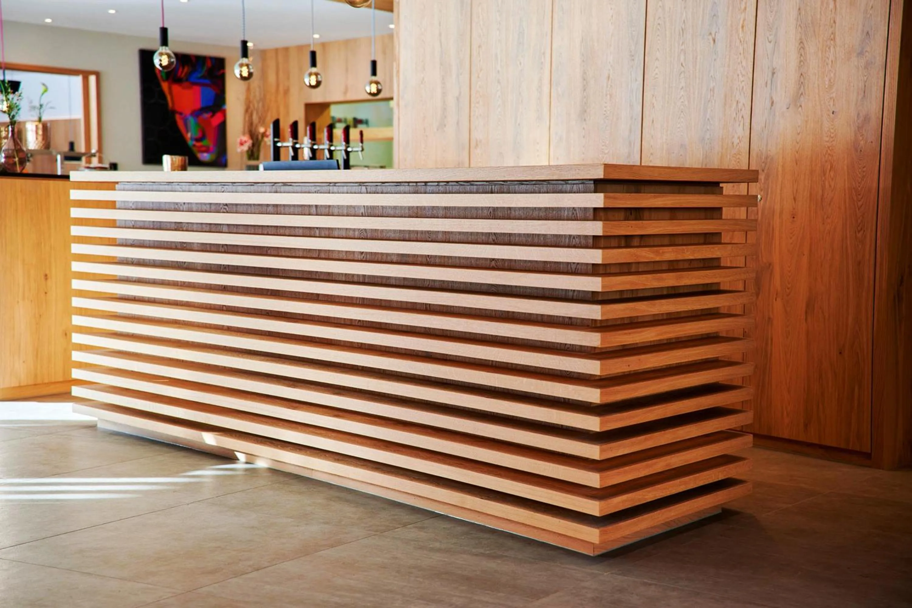 Lounge or bar in Wellness und Brunch Hotel MorgenZeit beheizter Naturpool mit Sandstrand Genuss Frühstück bis 13 Uhr Hochkönig Sommercard