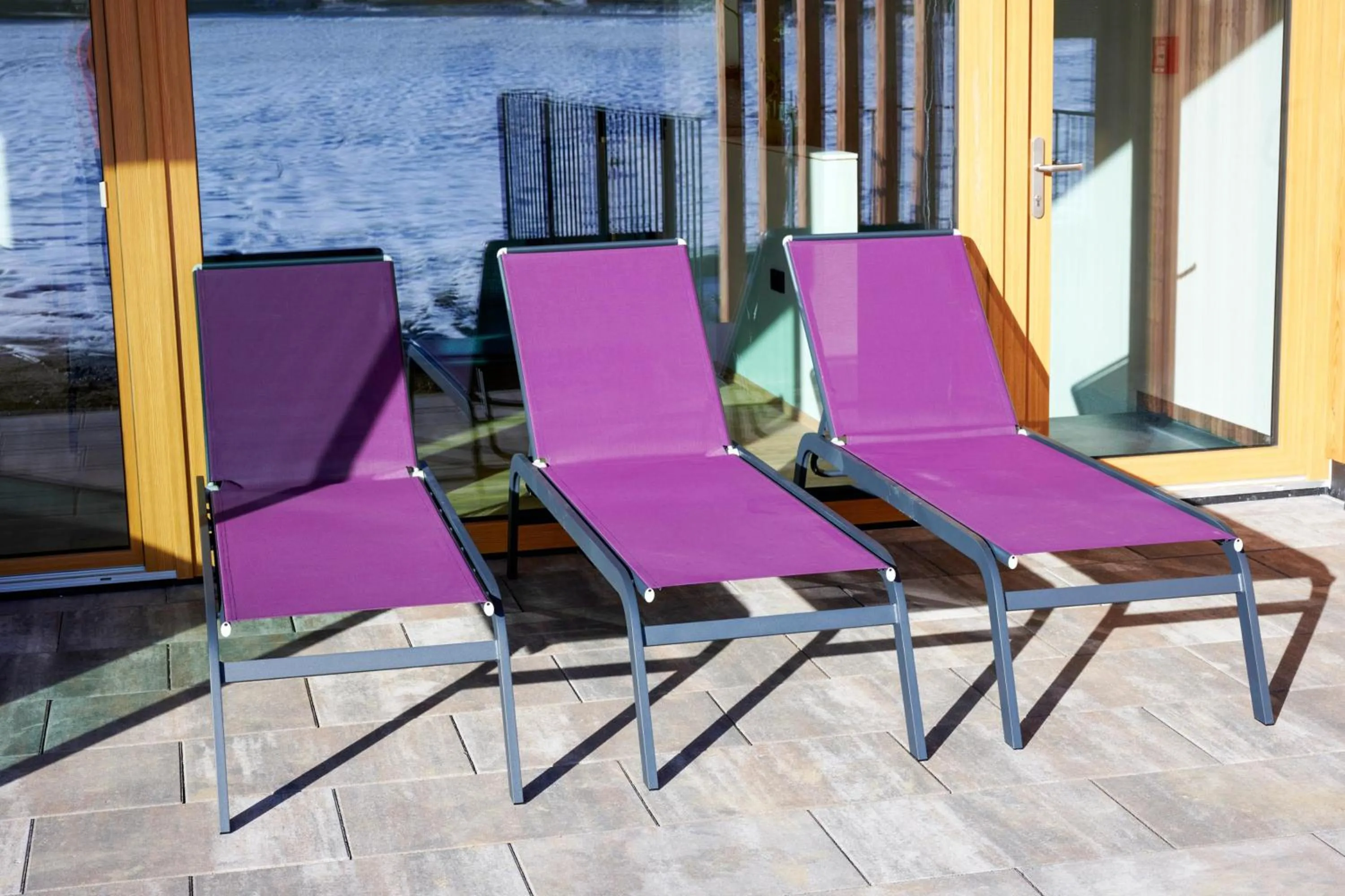 Balcony/Terrace in Wellness und Brunch Hotel MorgenZeit beheizter Naturpool mit Sandstrand Genuss Frühstück bis 13 Uhr Hochkönig Sommercard