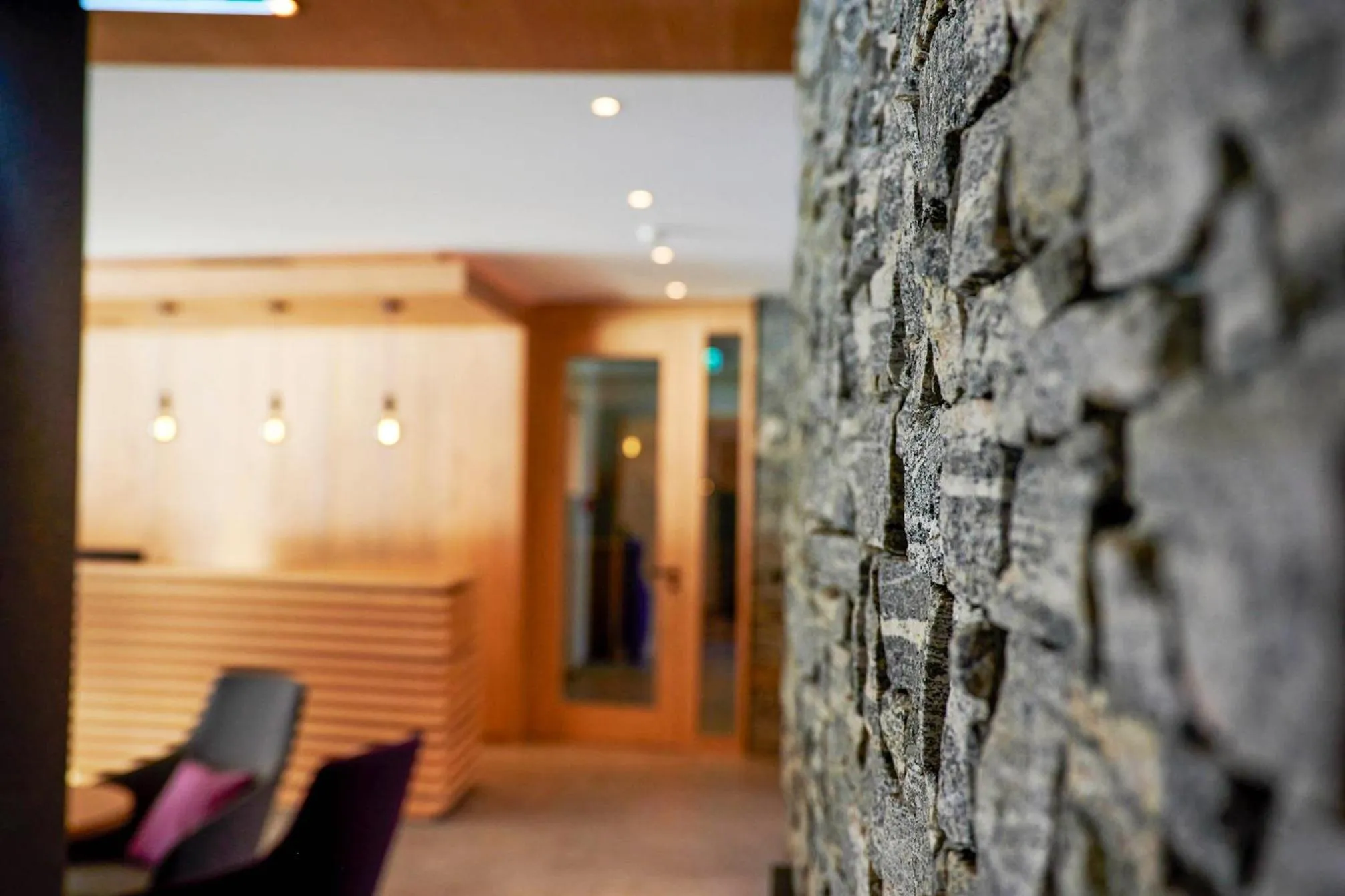 Lobby or reception in Wellness und Brunch Hotel MorgenZeit beheizter Naturpool mit Sandstrand Genuss Frühstück bis 13 Uhr Hochkönig Sommercard