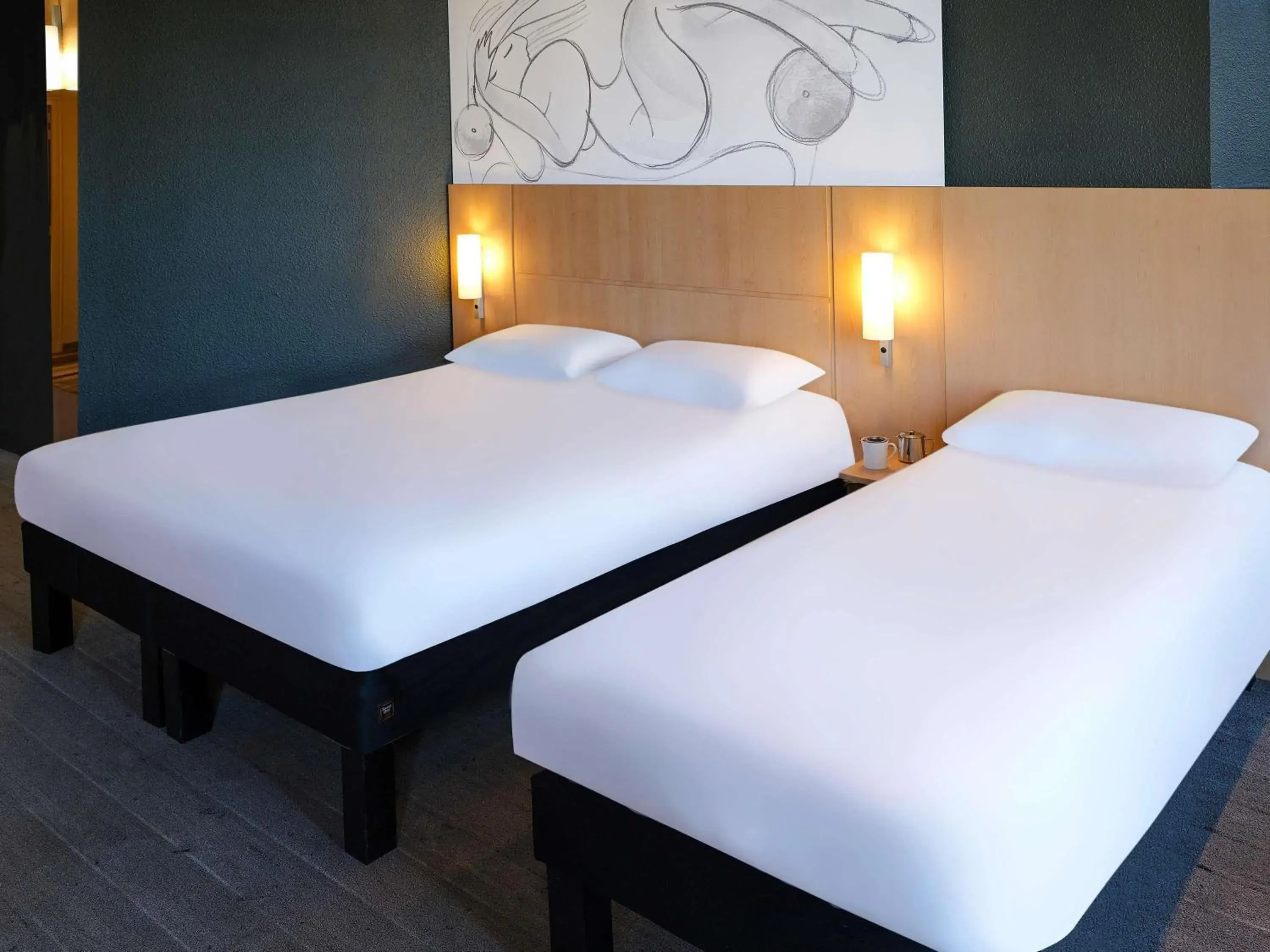 Bedroom, Bed in ibis Toulouse Gare Matabiau Bedroom, Bed in ibis Toulouse Gare Matabiau