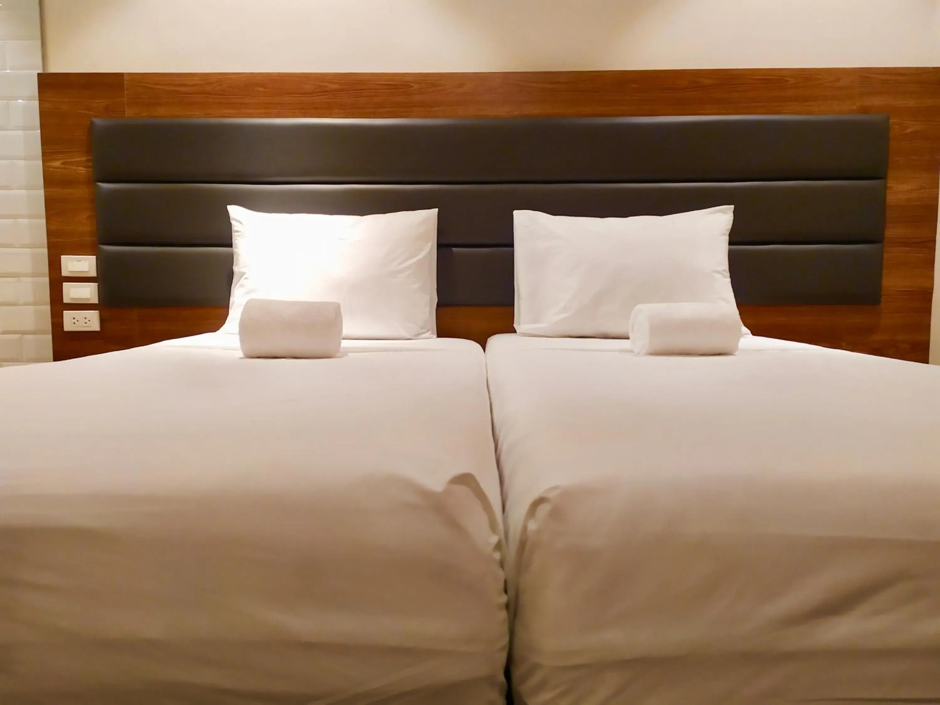 Bed in The Hub District Garden Suites Bed in The Hub District Garden Suites