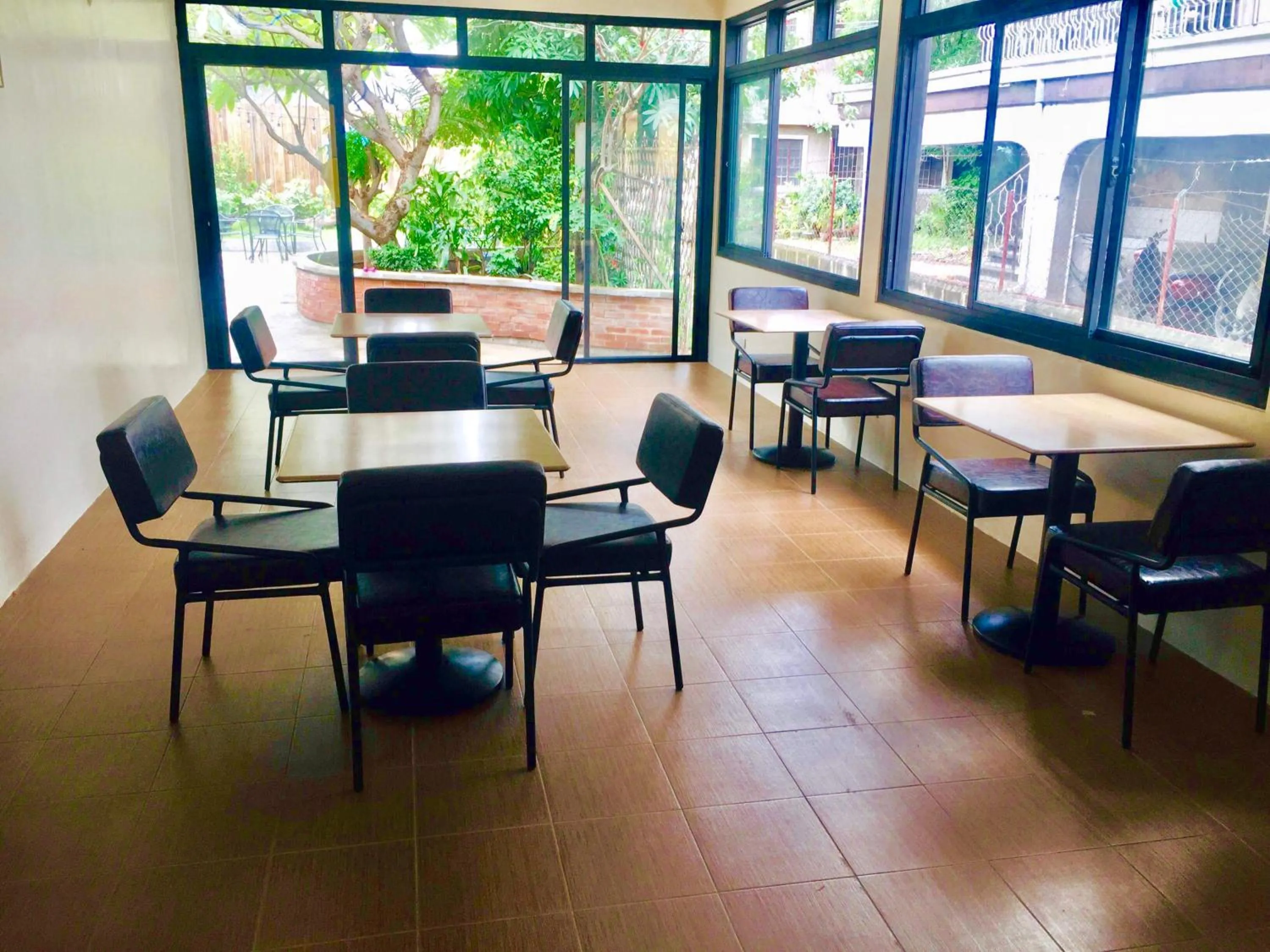 Dining area in The Hub District Garden Suites