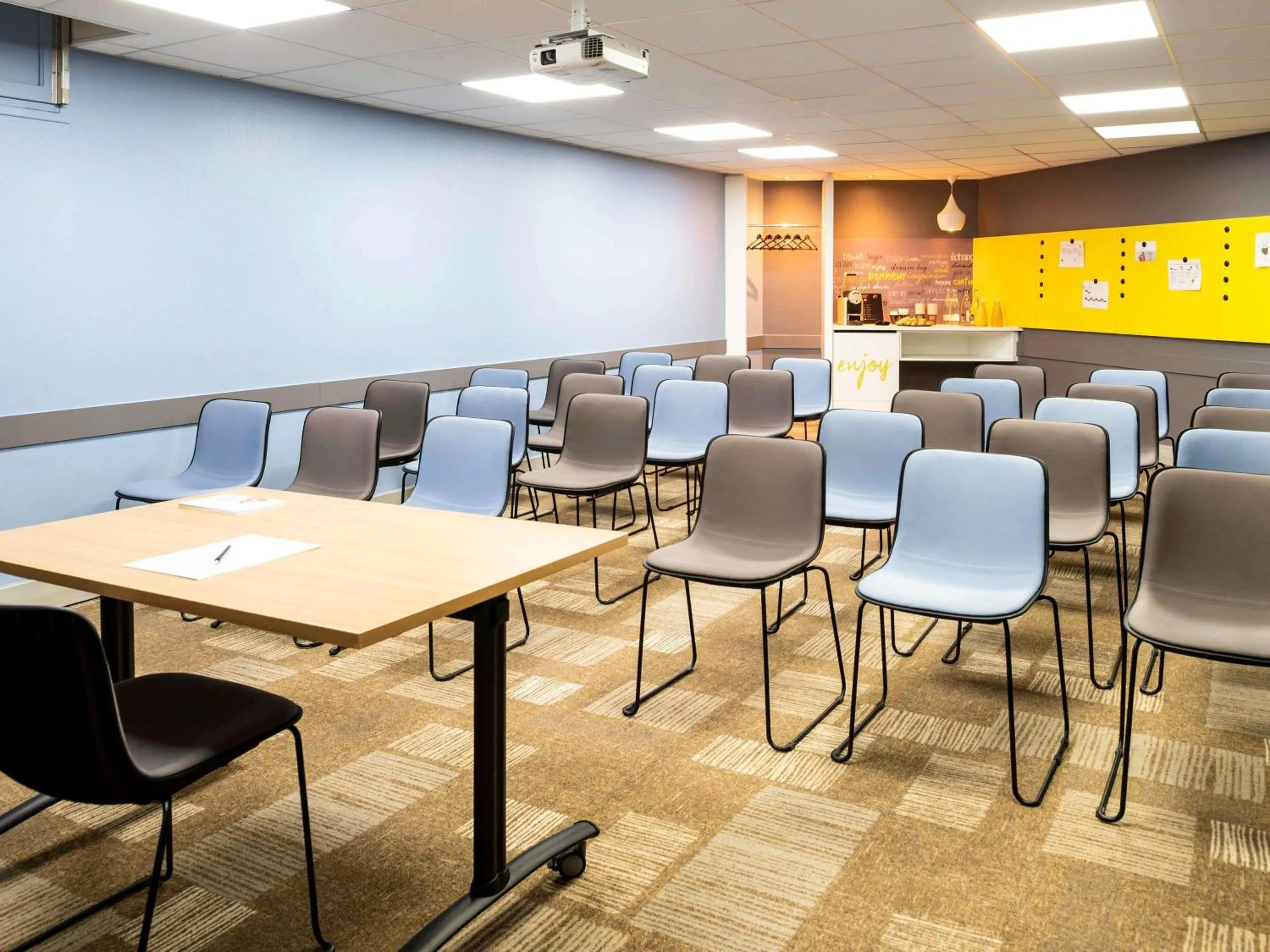 Meeting/conference room in ibis Paris Gare de Lyon Diderot