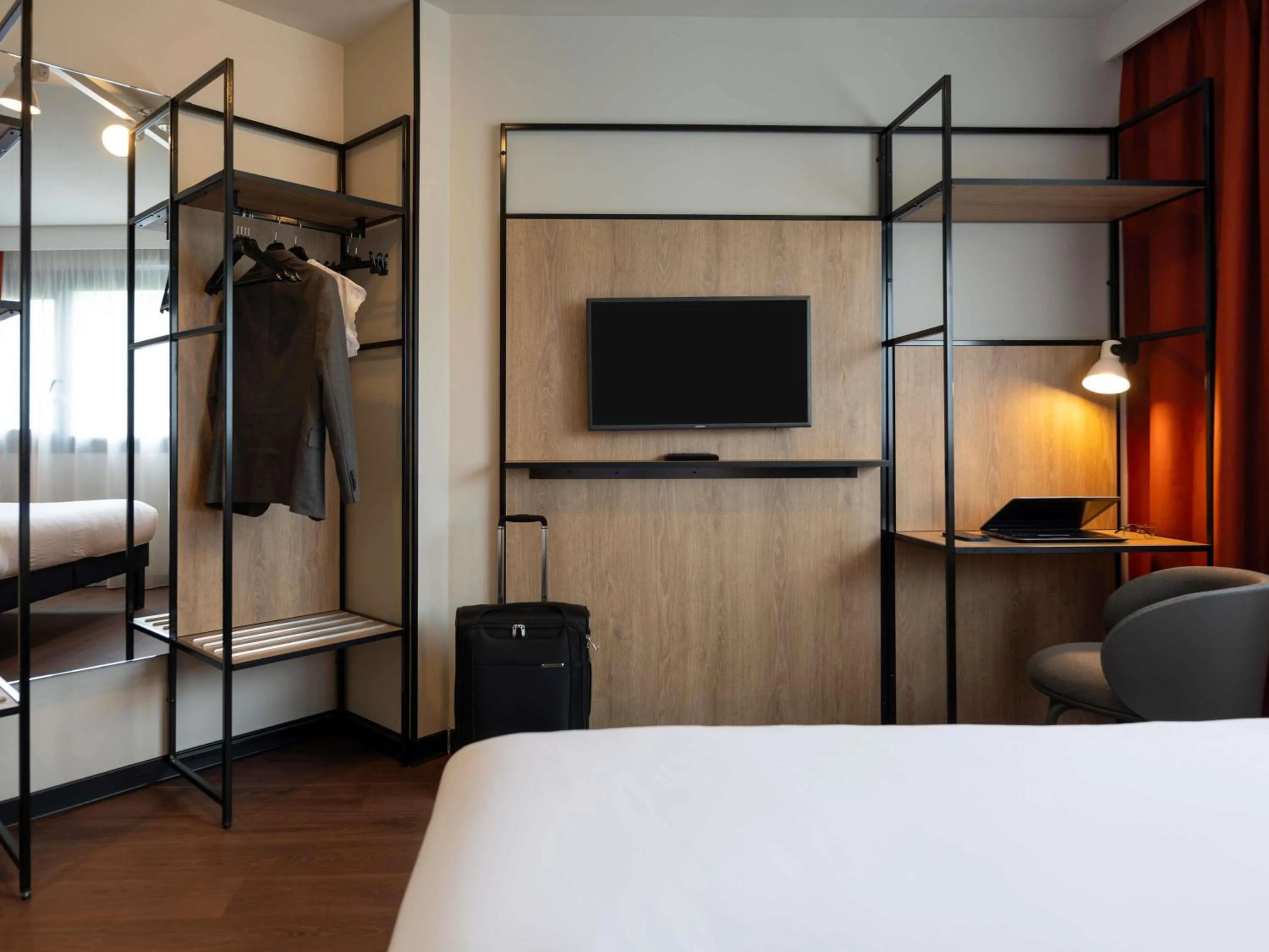 Bedroom, Bed in ibis Paris Gare de Lyon Diderot