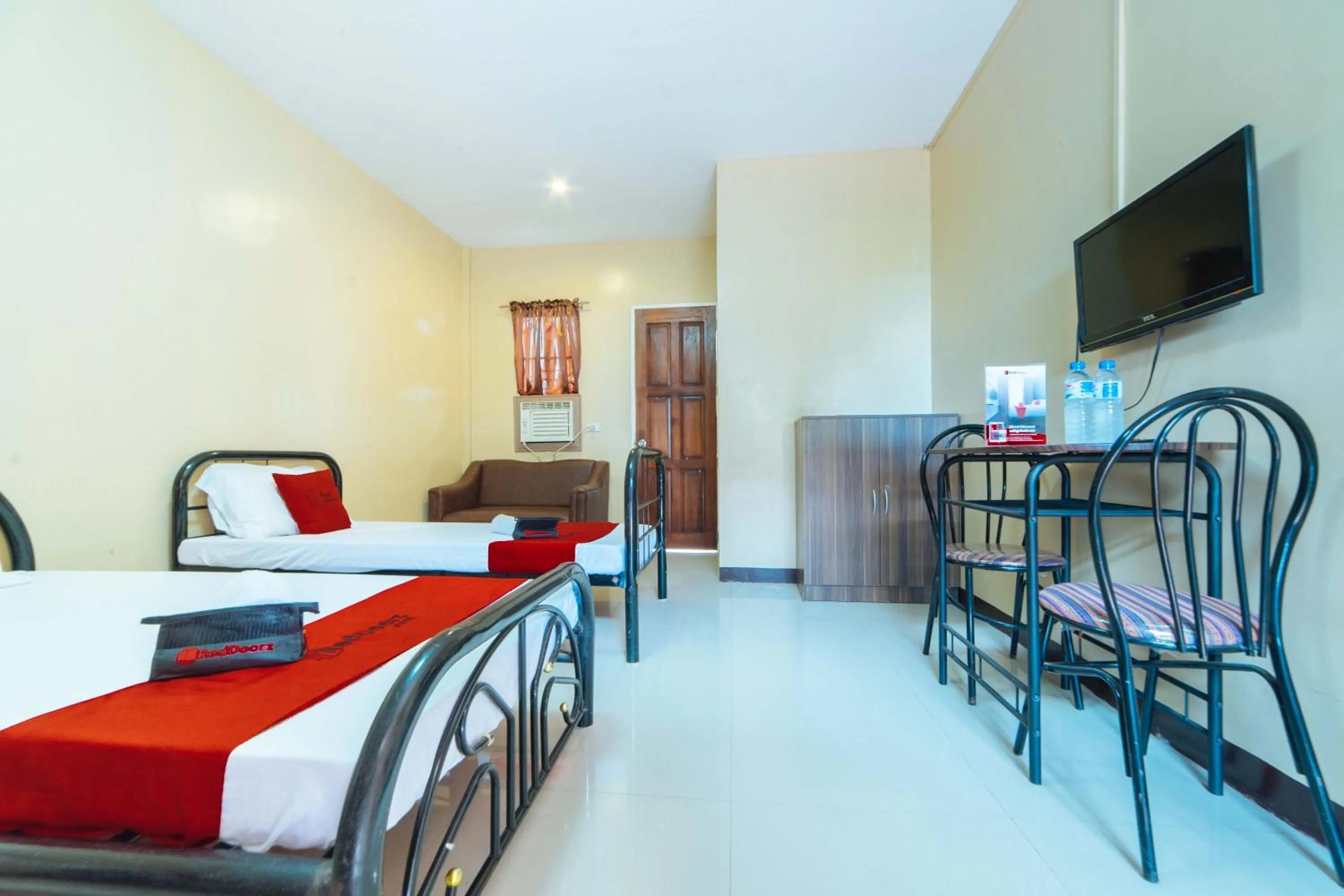 Bed in RedDoorz @ Lagao General Santos