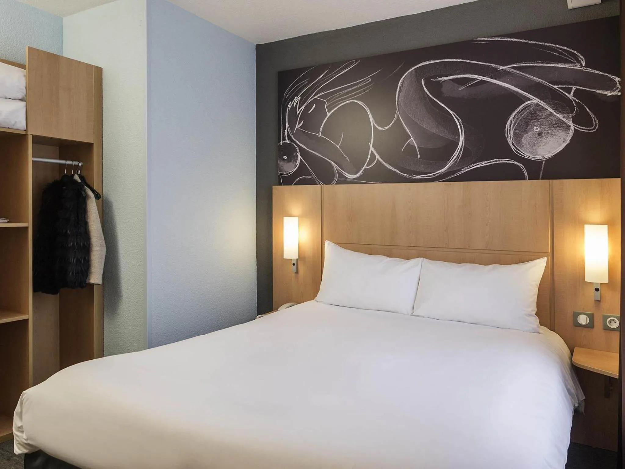 Bedroom, Bed in ibis Paris Vaugirard Porte de Versailles