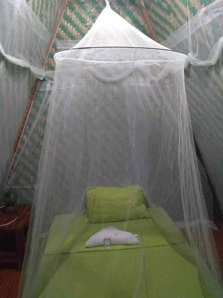 Bed in SHUKRAN Apartelle