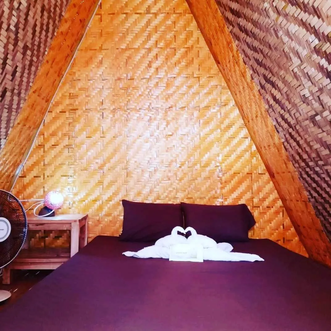 Bed in SHUKRAN Apartelle