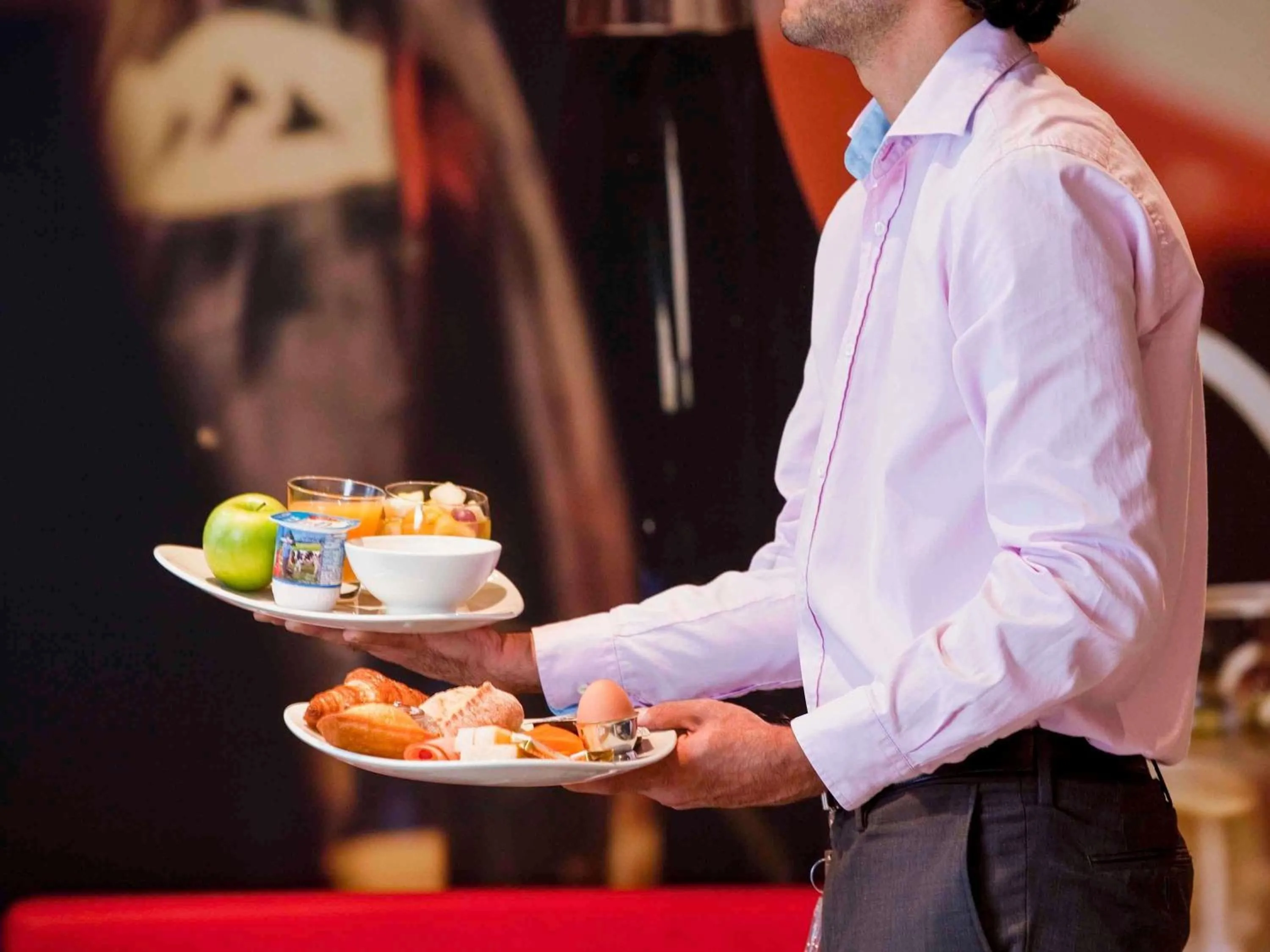 Breakfast in ibis Paris Porte de Clichy Centre