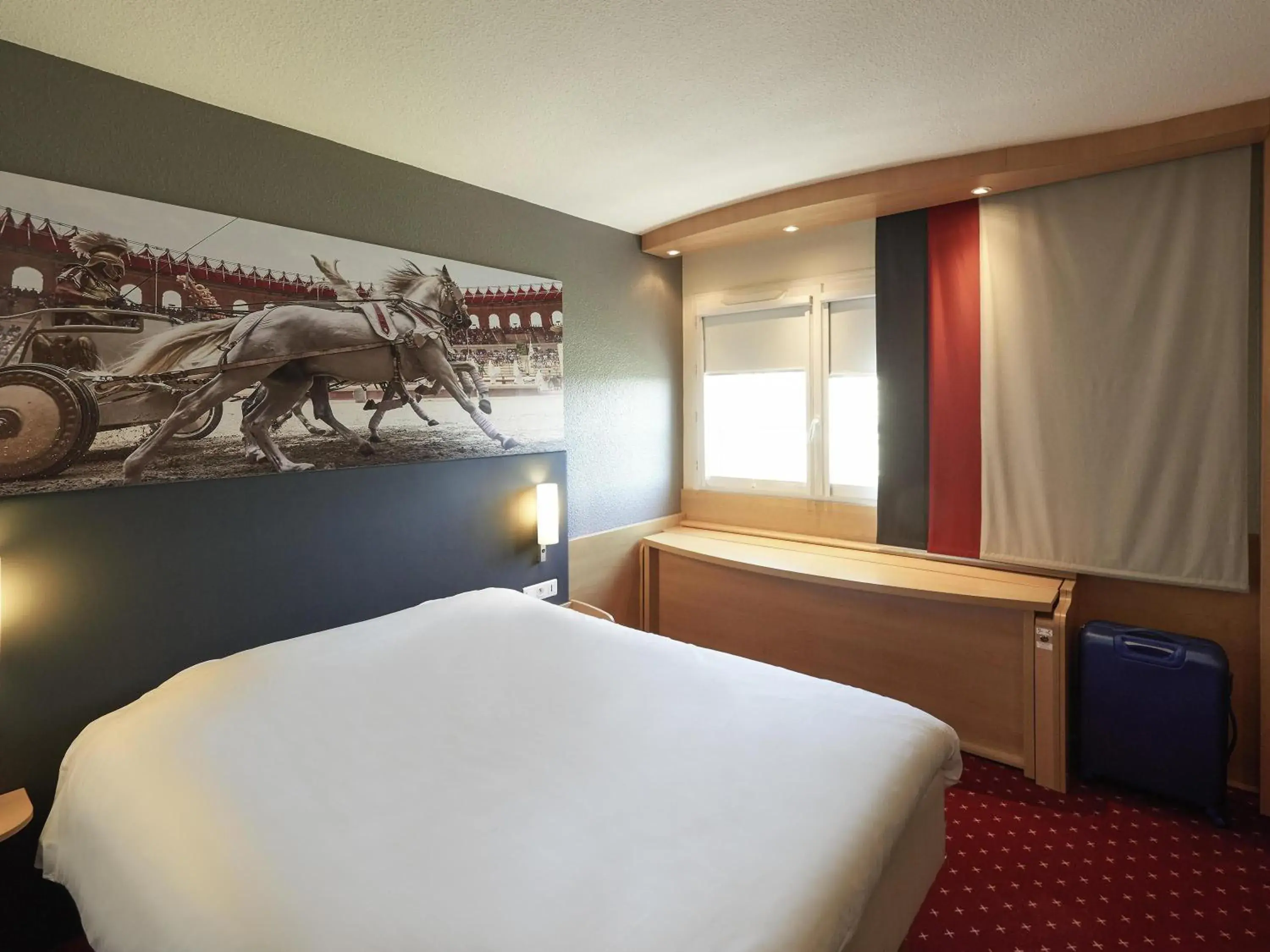 Bedroom, Bed in ibis Cholet Bedroom, Bed in ibis Cholet