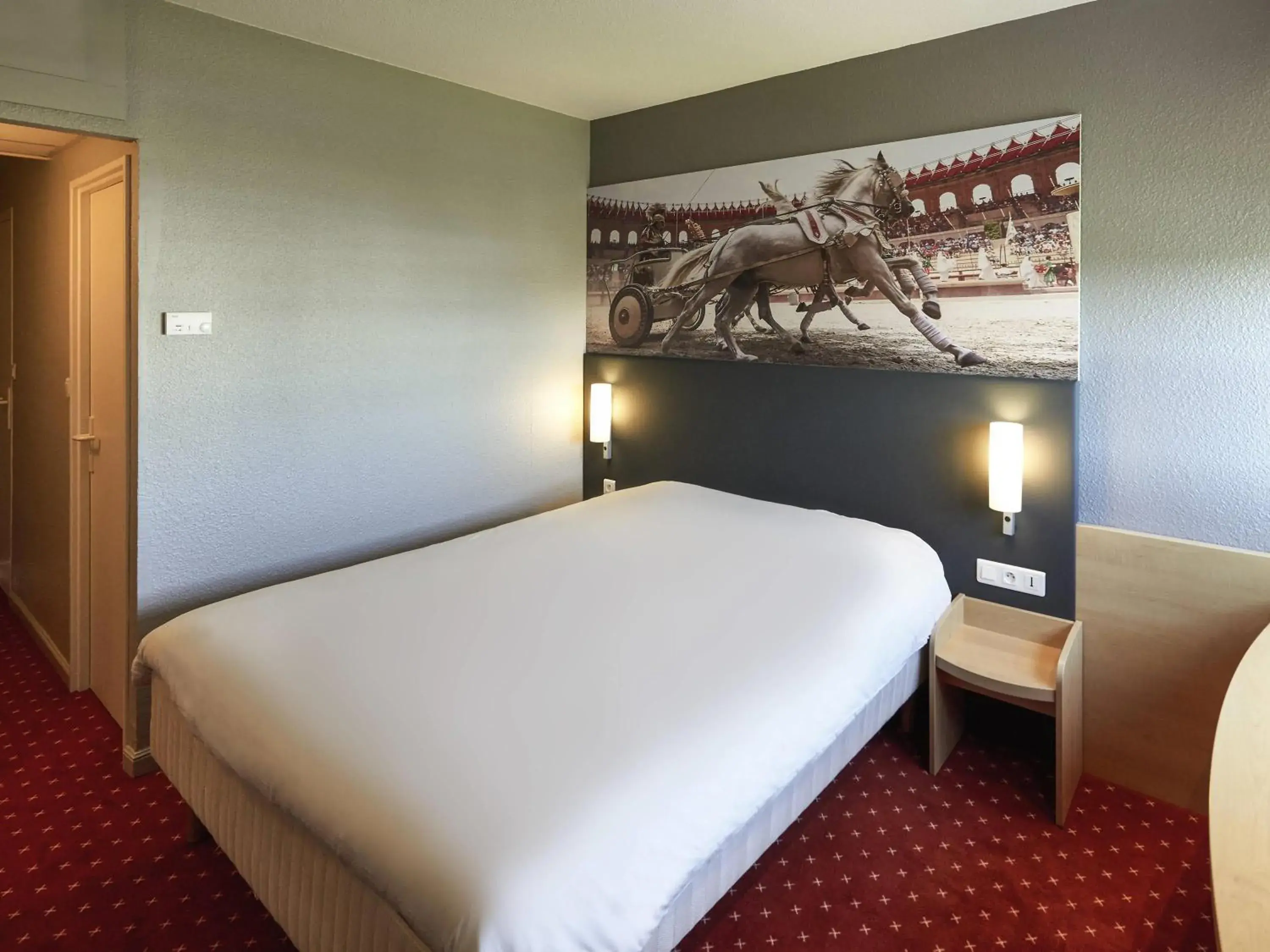 Bedroom, Bed in ibis Cholet Bedroom, Bed in ibis Cholet