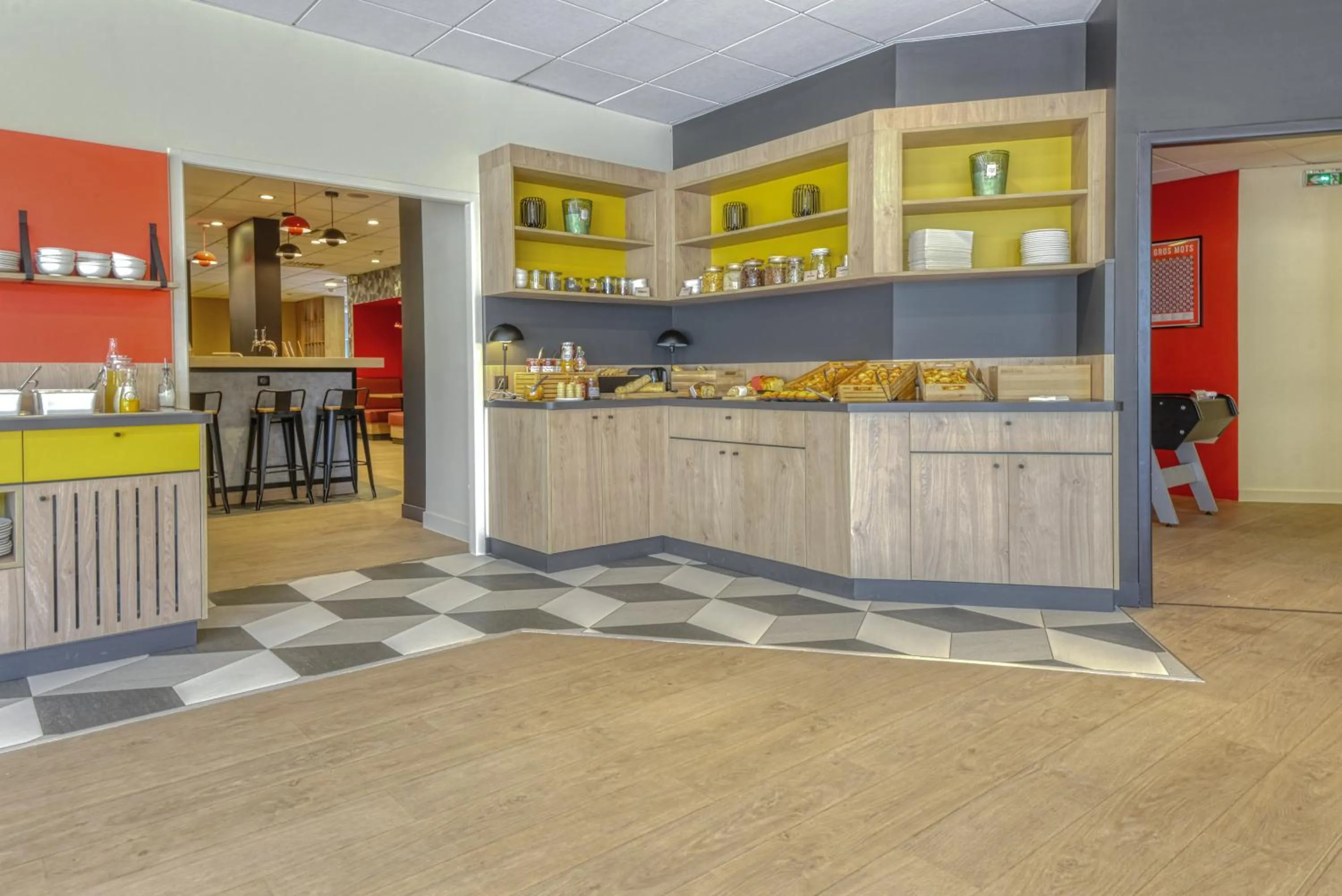 Breakfast in ibis Cholet