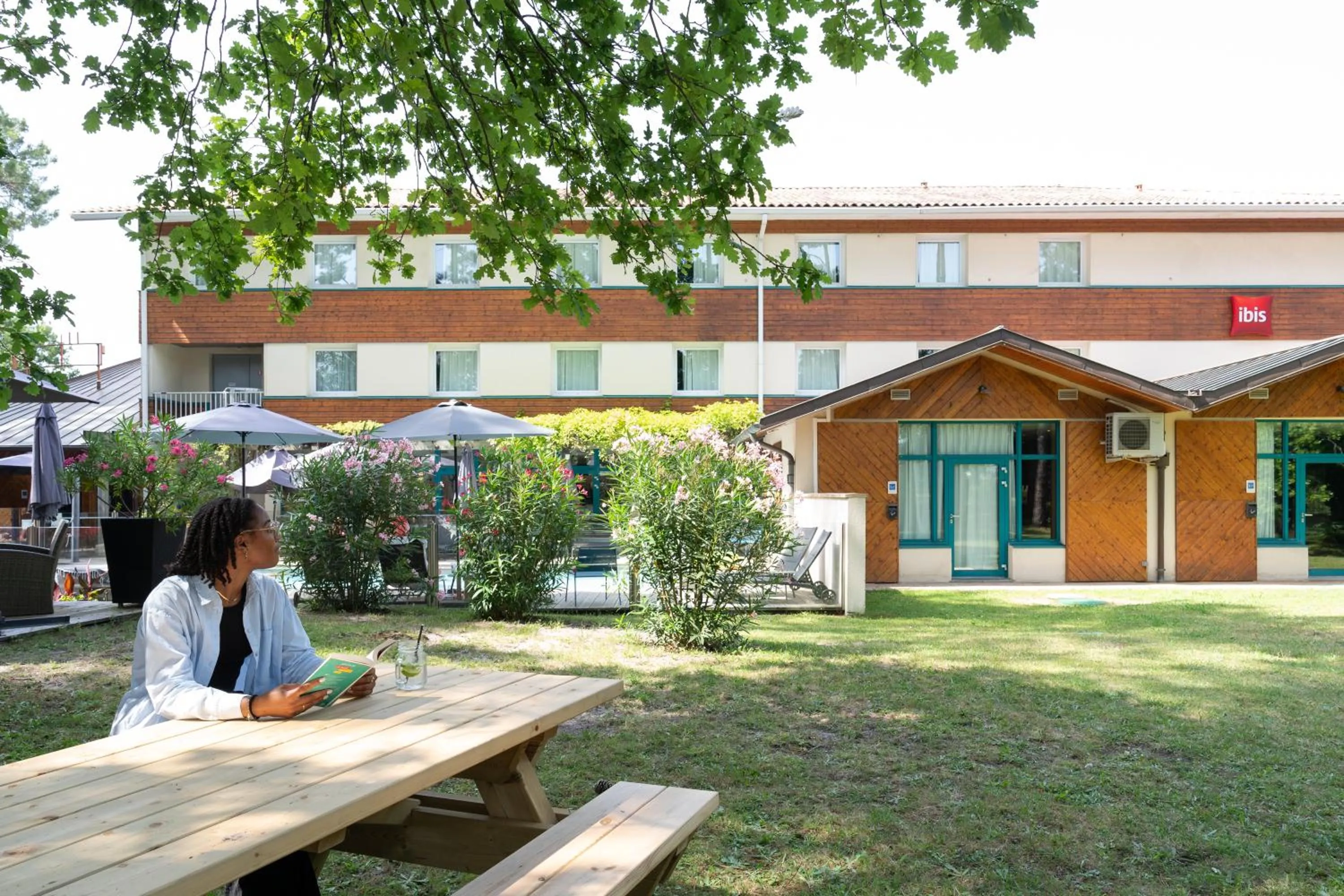 Garden in ibis Arcachon la Teste de Buch