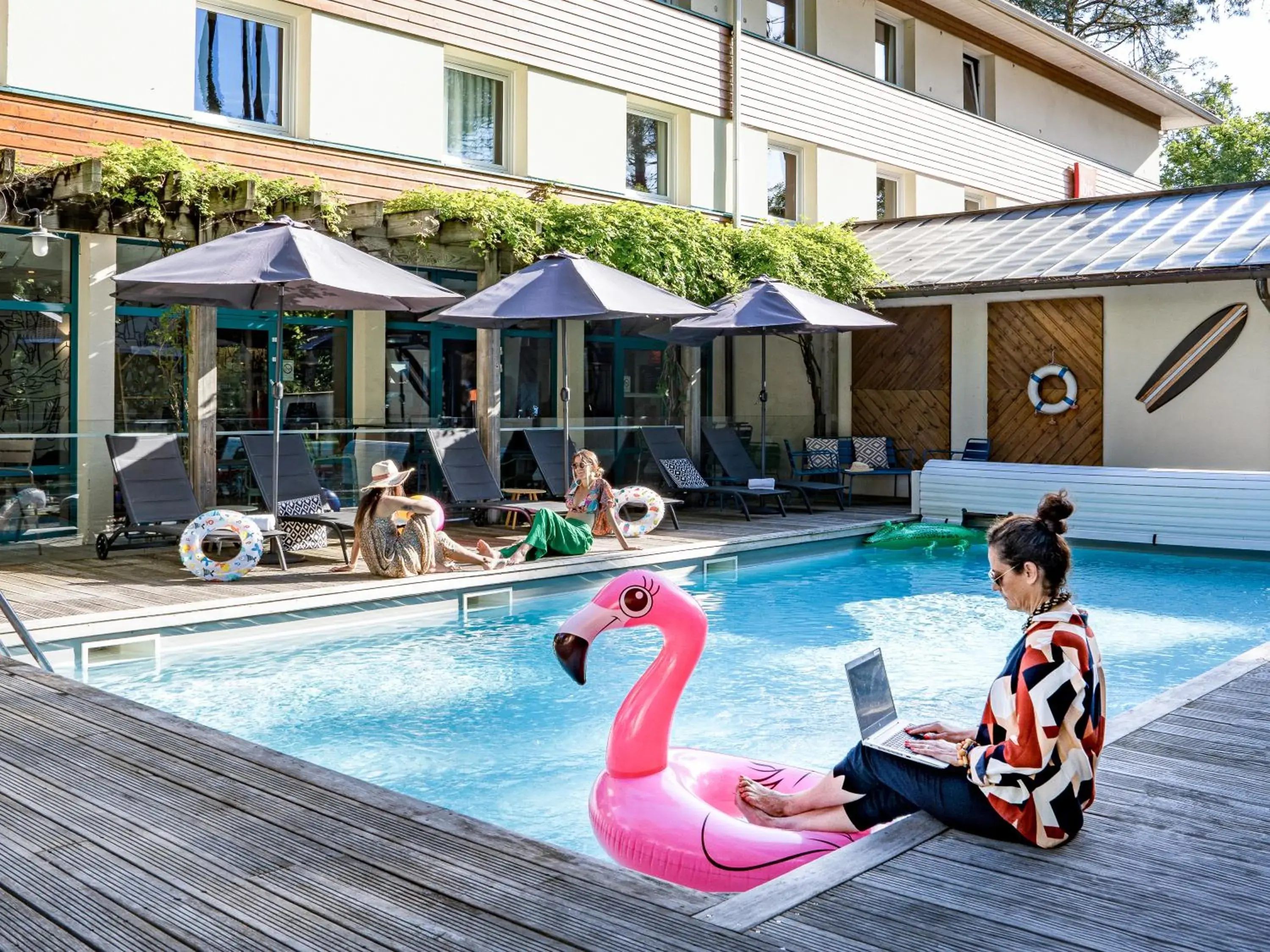 Swimming pool in ibis Arcachon la Teste de Buch Swimming pool in ibis Arcachon la Teste de Buch
