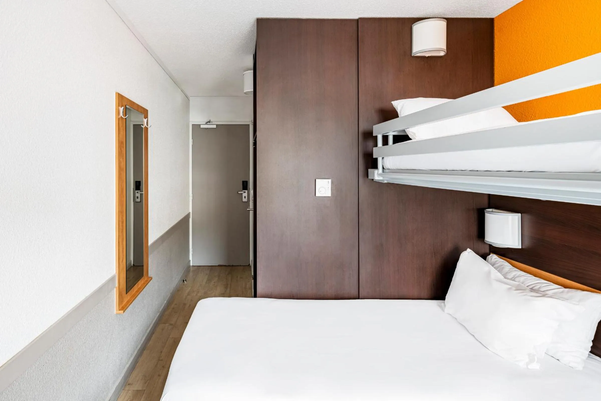 Bedroom, Bed in Première Classe Lyon Centre Gare Part Dieu