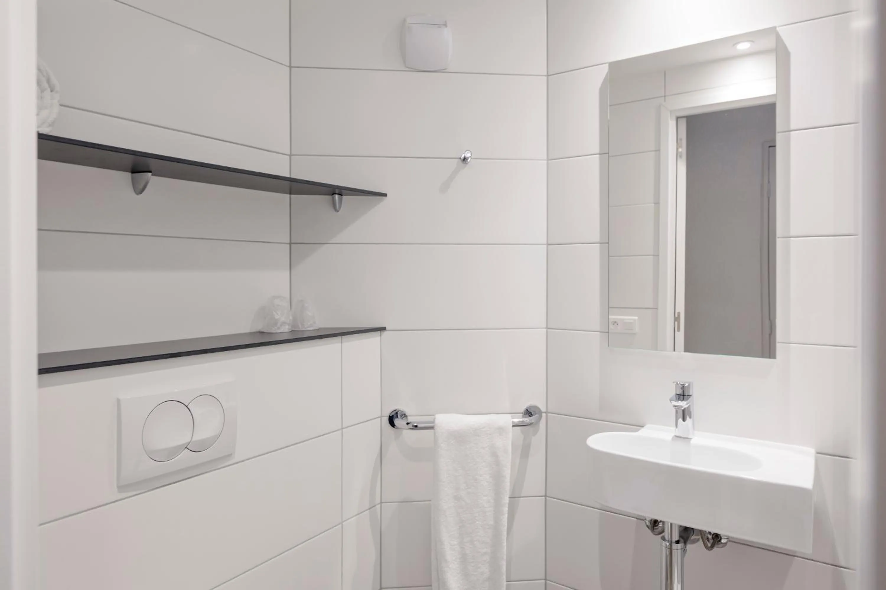 Shower in Première Classe Lyon Centre Gare Part Dieu