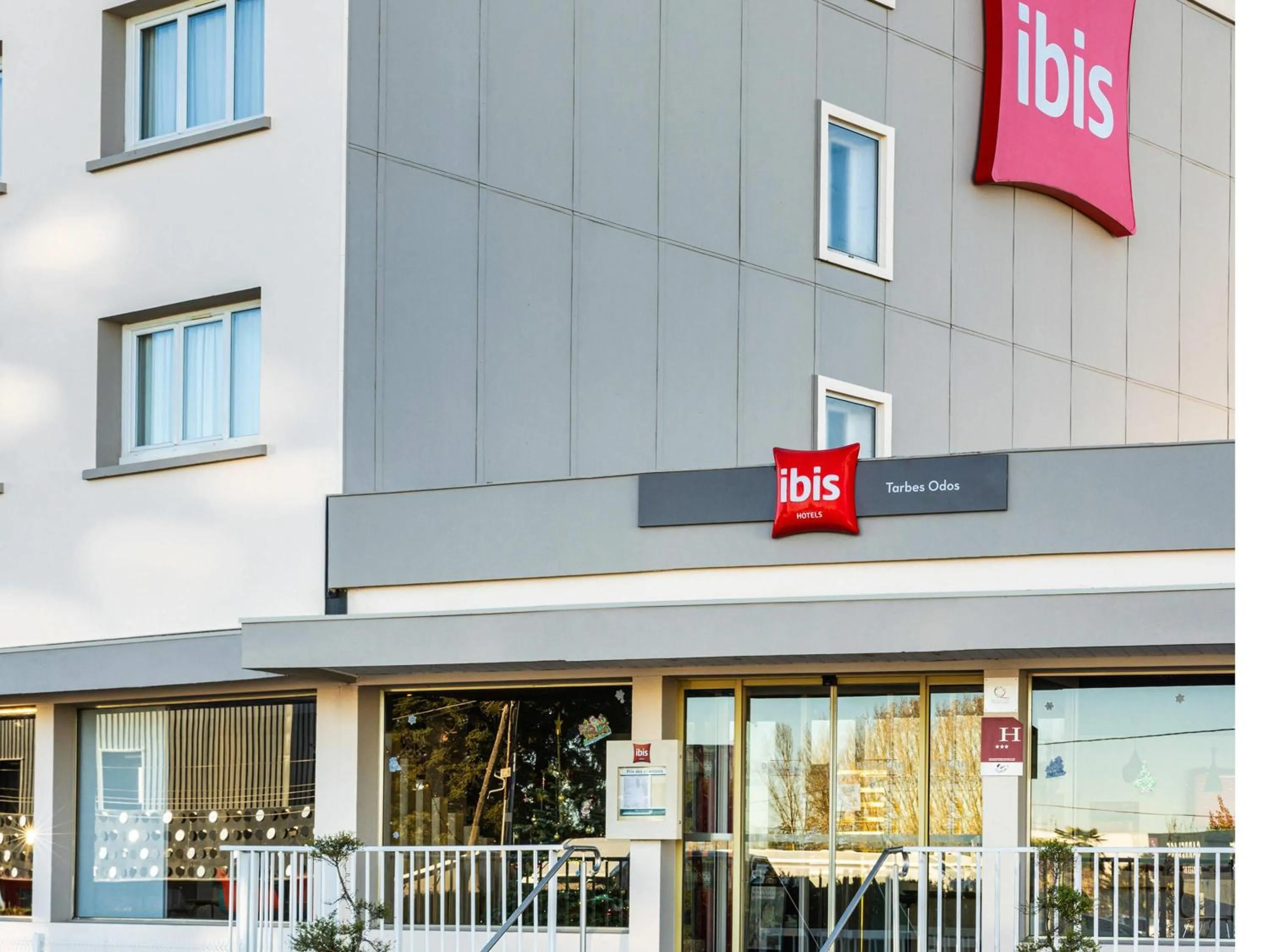 Property building in ibis Tarbes Odos