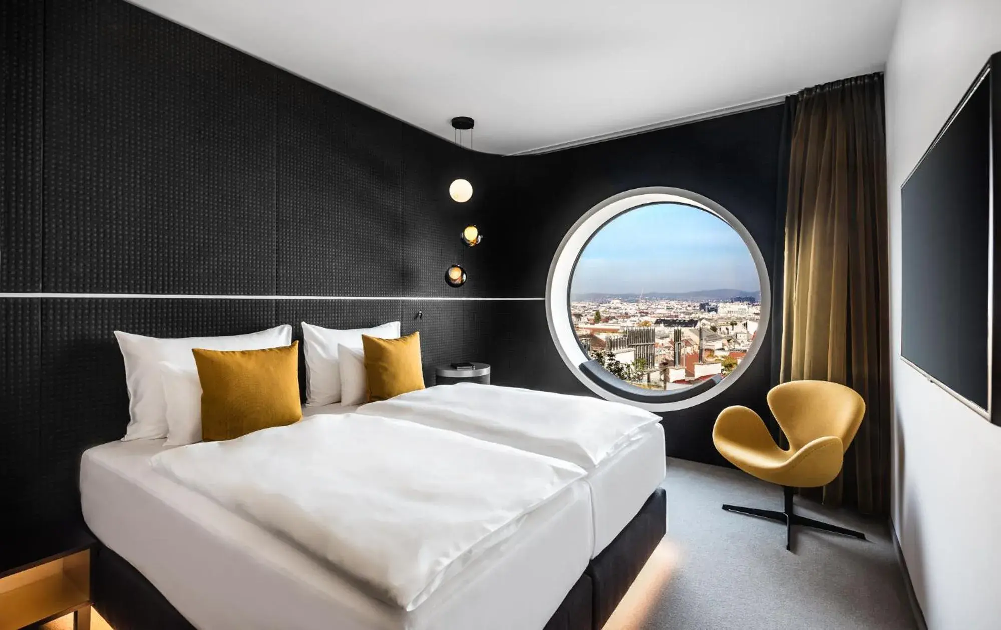 Bed in MOOONS Vienna Bed in MOOONS Vienna