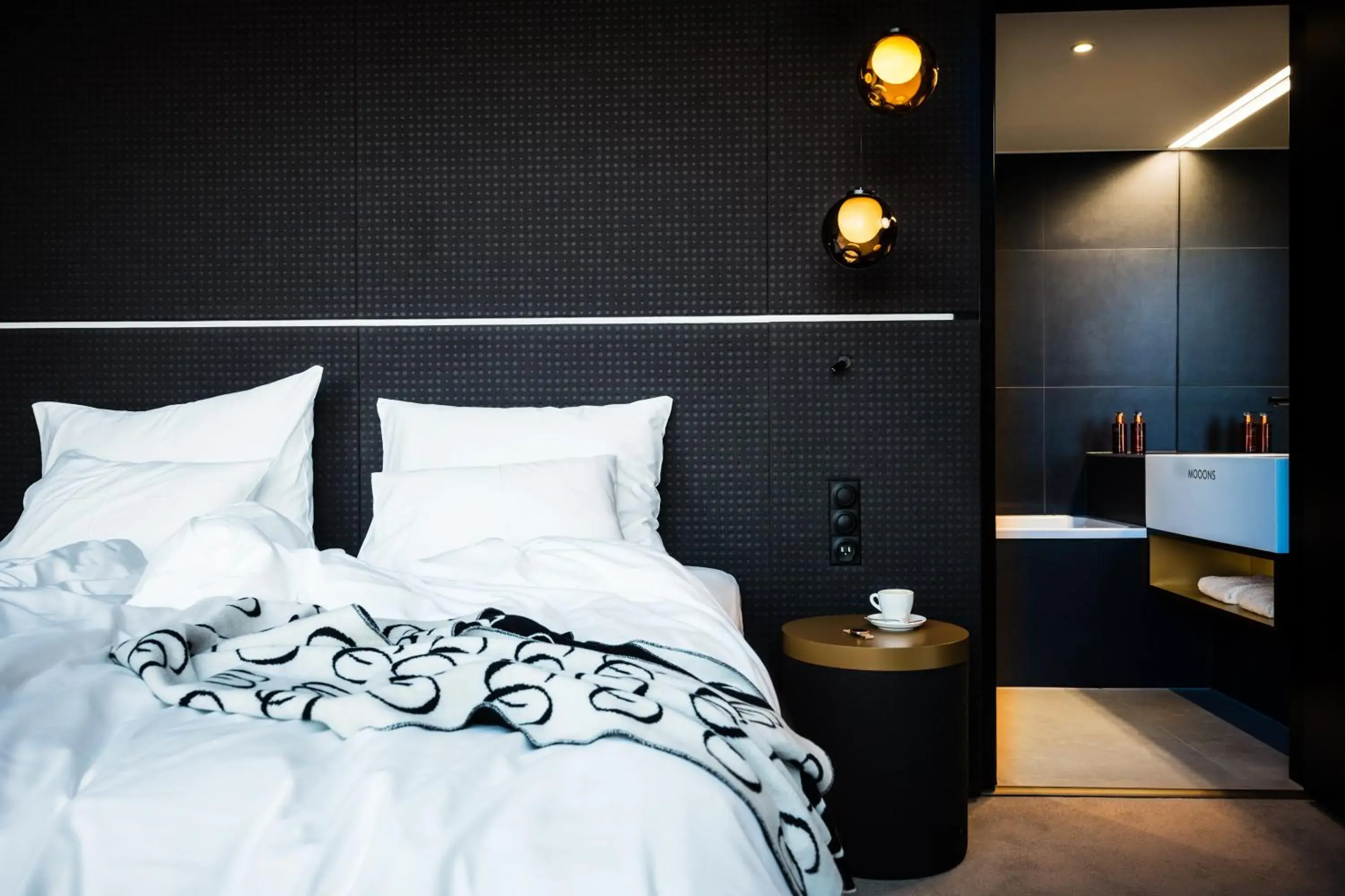 Bed in MOOONS Vienna Bed in MOOONS Vienna