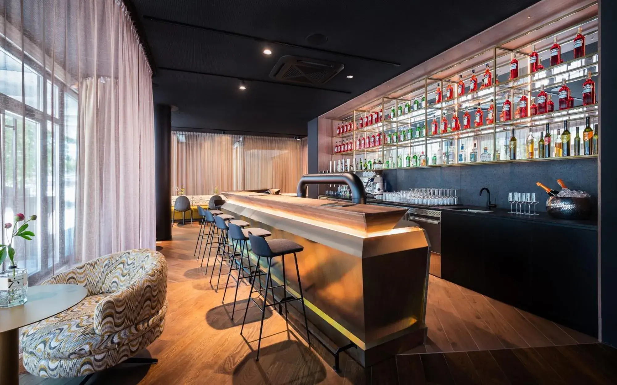 Lounge or bar in MOOONS Vienna Lounge or bar in MOOONS Vienna