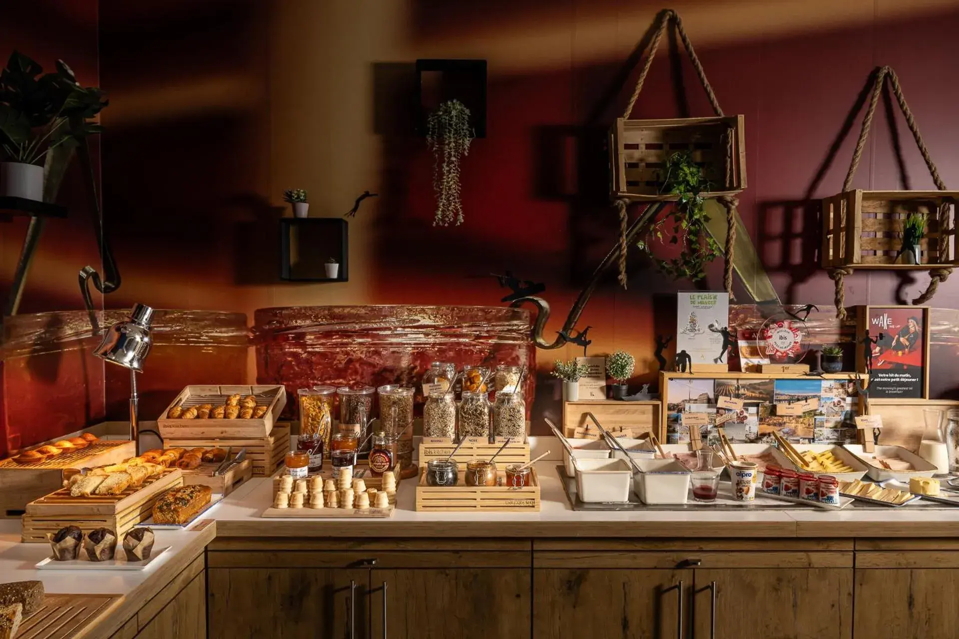 Breakfast in ibis Bordeaux Centre Bastide Breakfast in ibis Bordeaux Centre Bastide