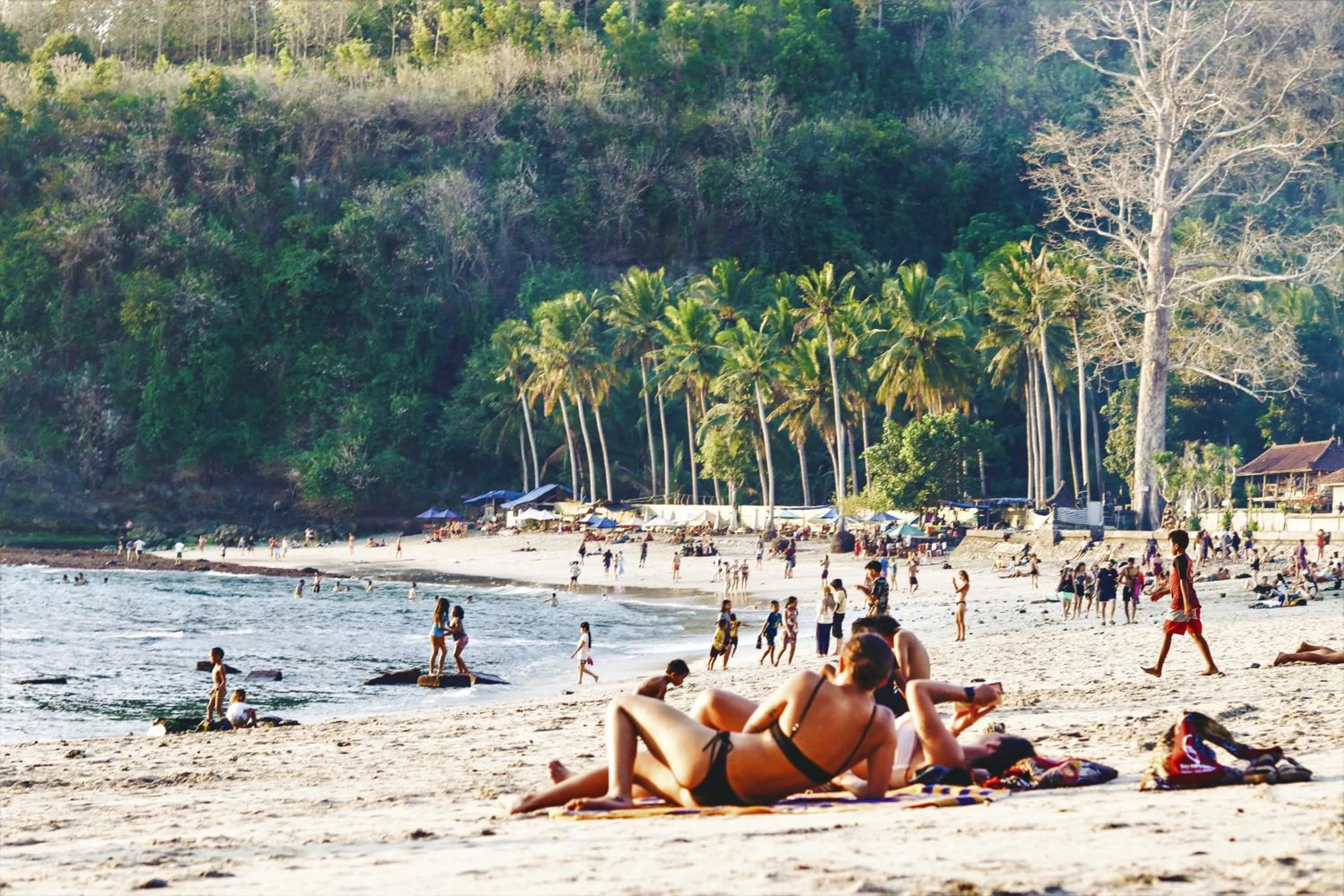 Beach in Mahaloka Valley Nusa Penida