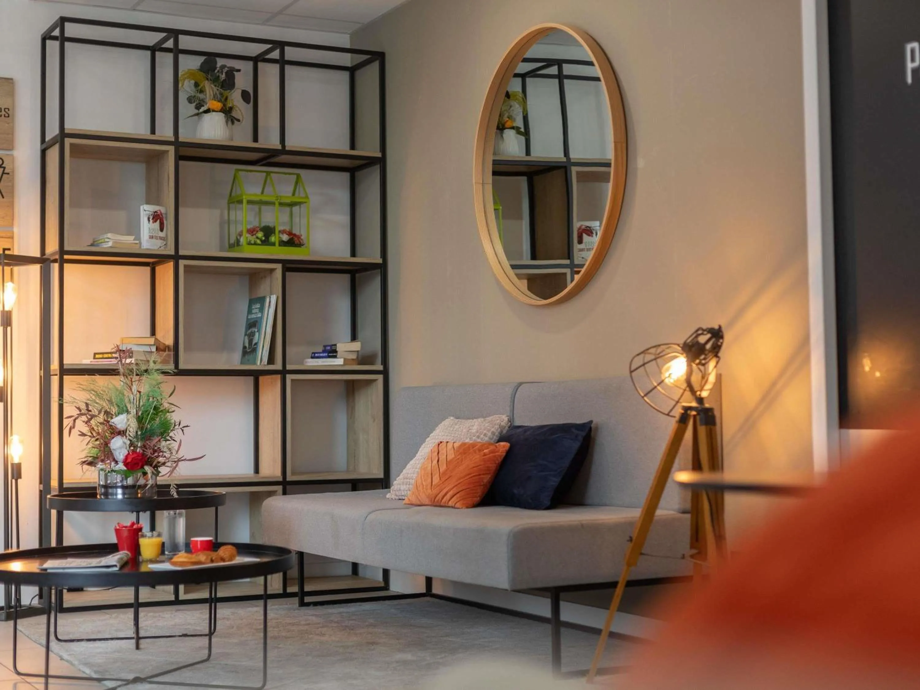 Lounge or bar in ibis Ciboure Saint-Jean-de-Luz