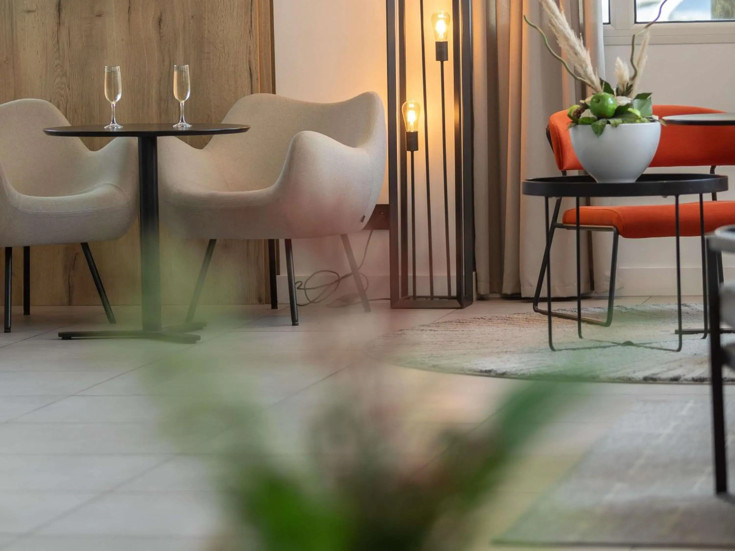 Lounge or bar in ibis Ciboure Saint-Jean-de-Luz Lounge or bar in ibis Ciboure Saint-Jean-de-Luz