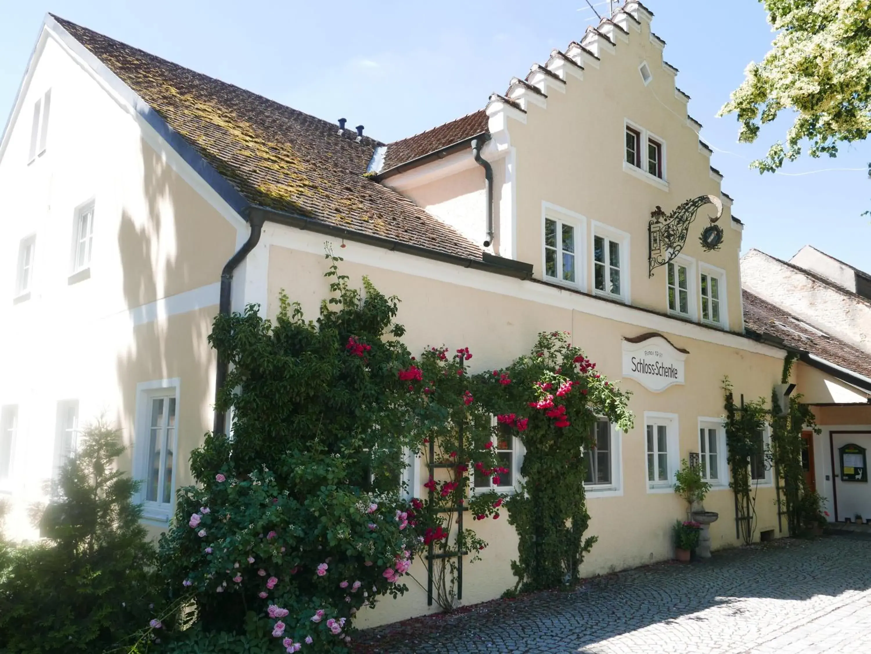 Schloss - Schenke Tunzenberg Schloss - Schenke Tunzenberg