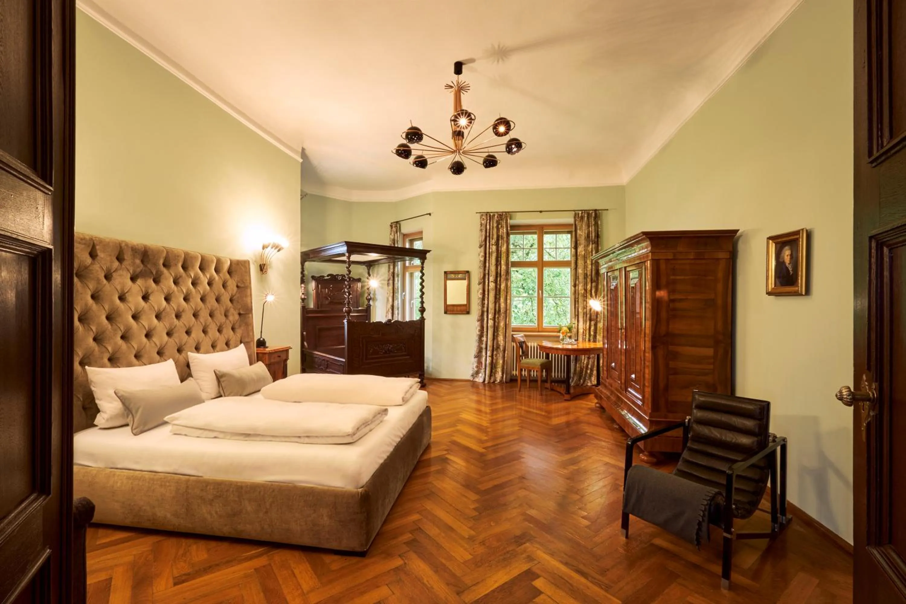 Photo of the whole room, Bed in Schloss - Schenke Tunzenberg