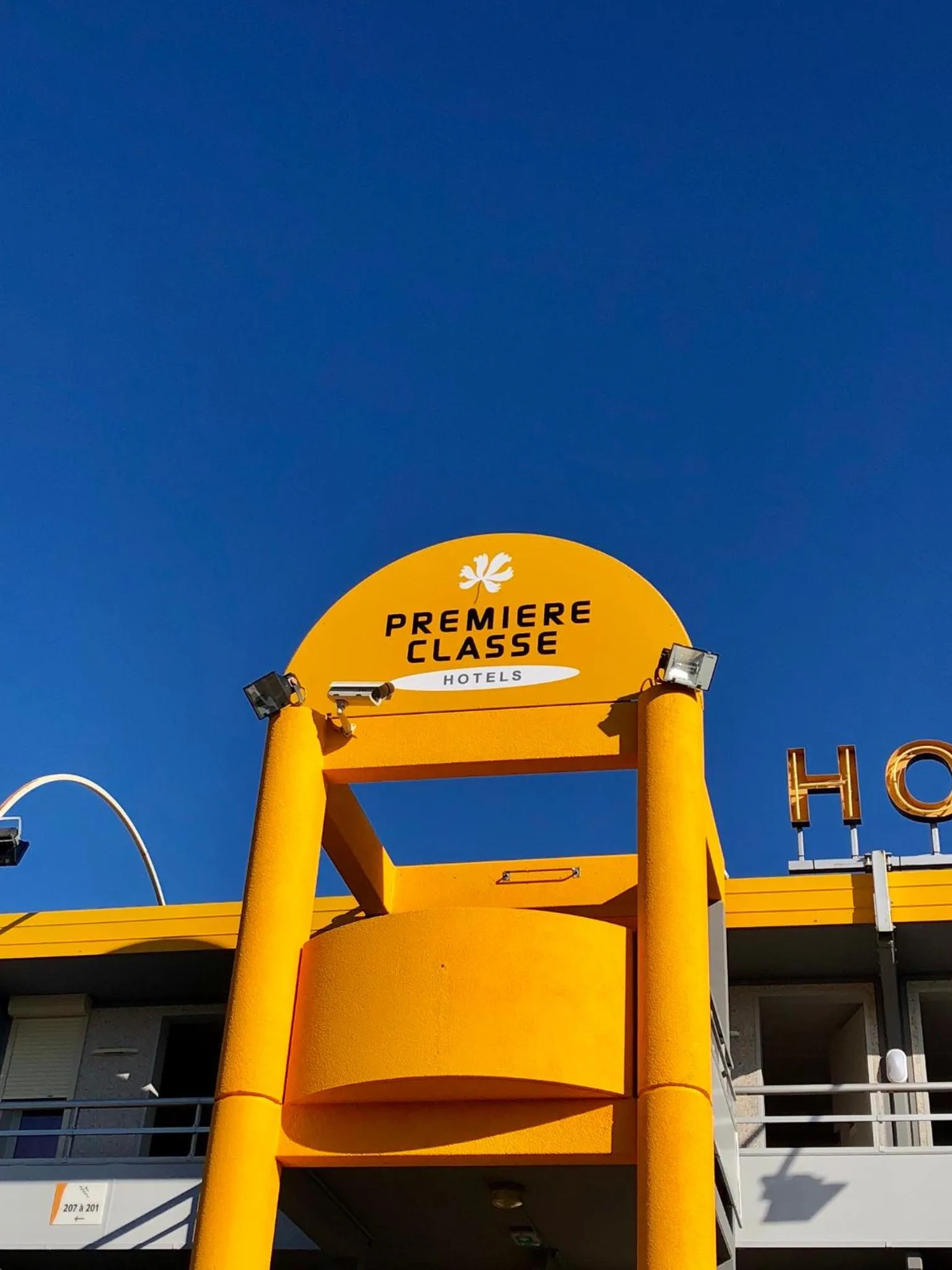 Logo/Certificate/Sign in Premiere Classe Perpignan Sud