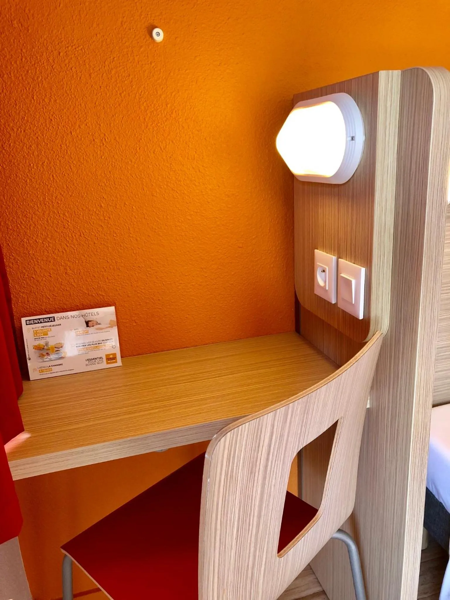 hair dresser in Premiere Classe Perpignan Sud