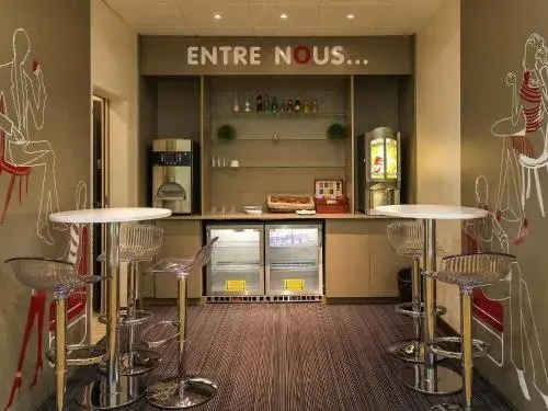 ibis Issy les Moulineaux "Val de Seine" ibis Issy les Moulineaux "Val de Seine"