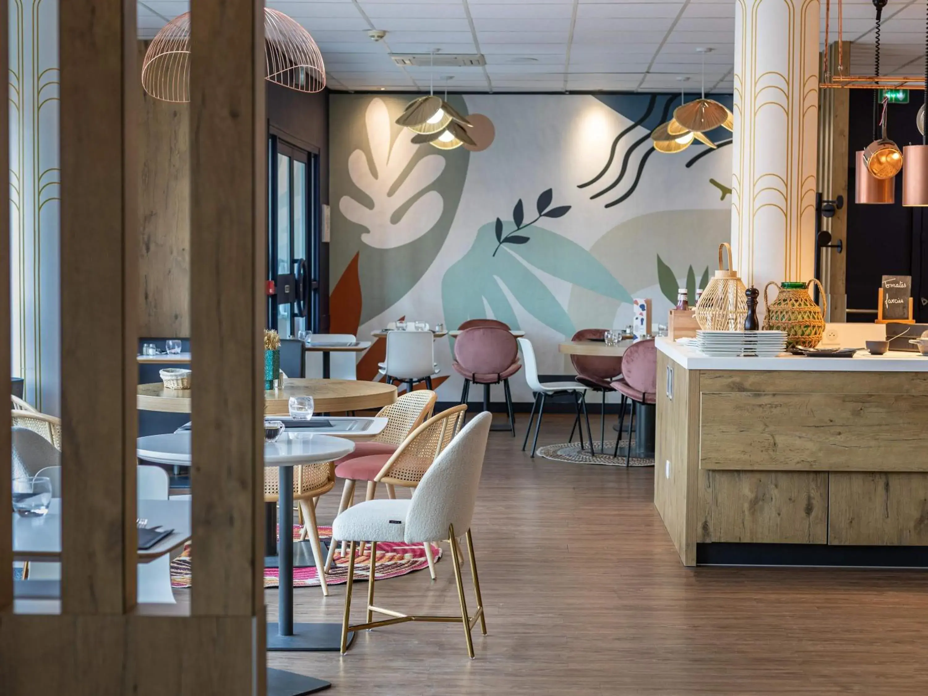 Restaurant/places to eat in ibis Issy les Moulineaux "Val de Seine" Restaurant/places to eat in ibis Issy les Moulineaux "Val de Seine"