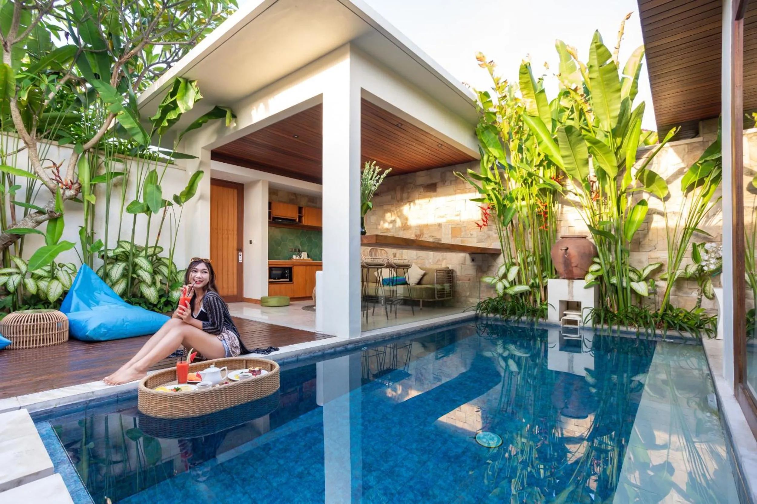 Swimming pool in Bali Vilaasee