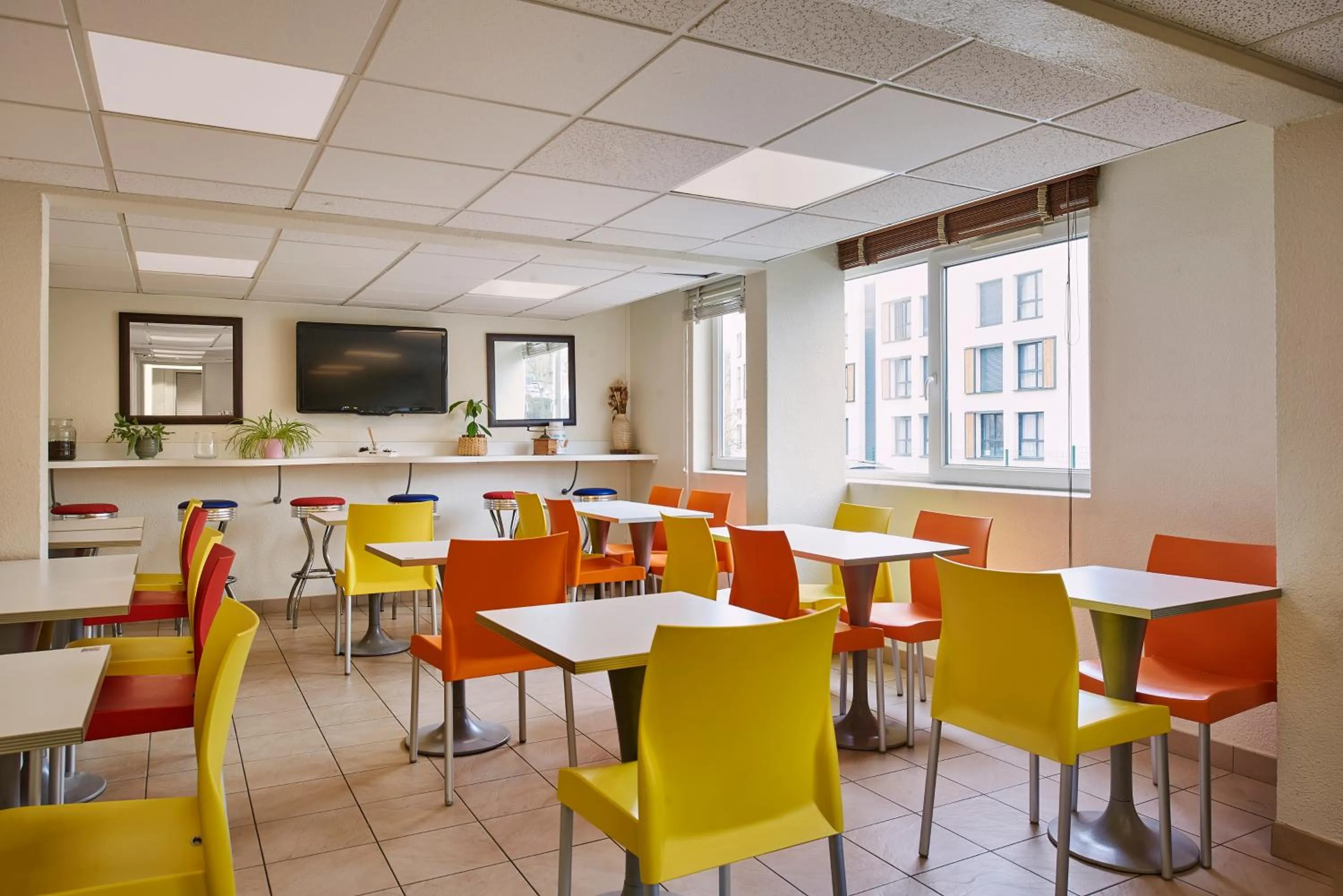 Breakfast in Premiere Classe Le Mans Ouest Universite