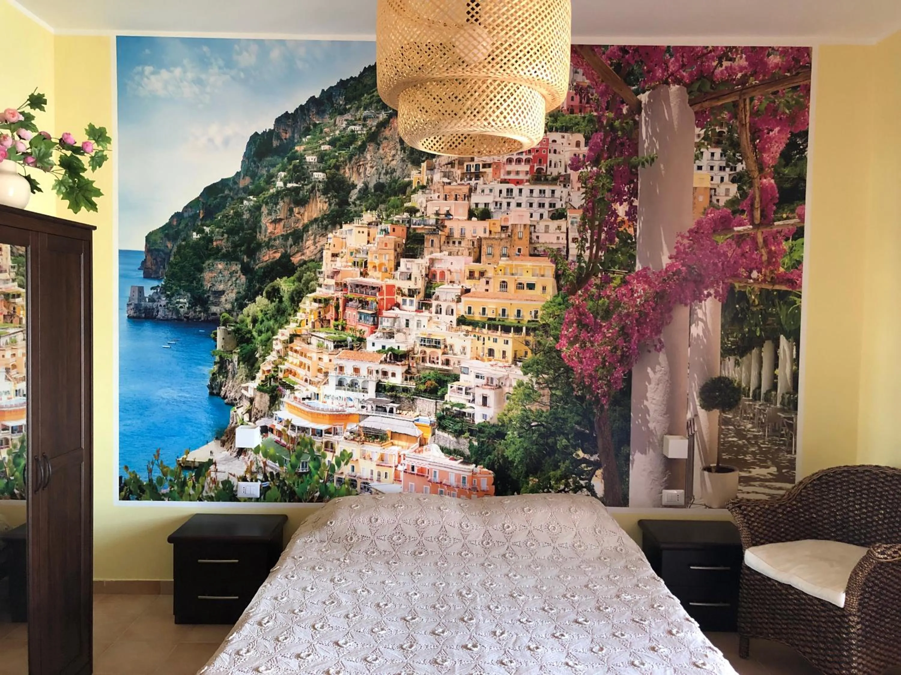 Bed in B&b Pompei Window